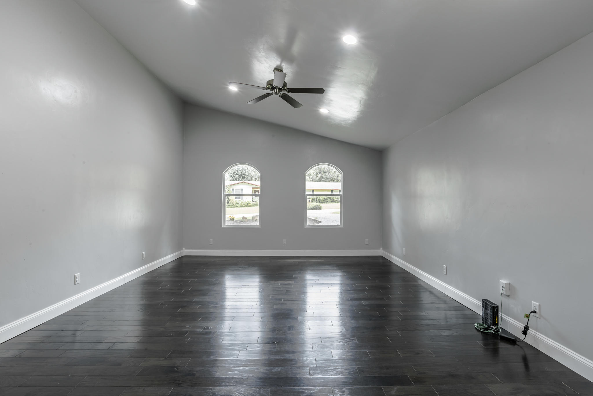 RIVER GARDENS - Residential