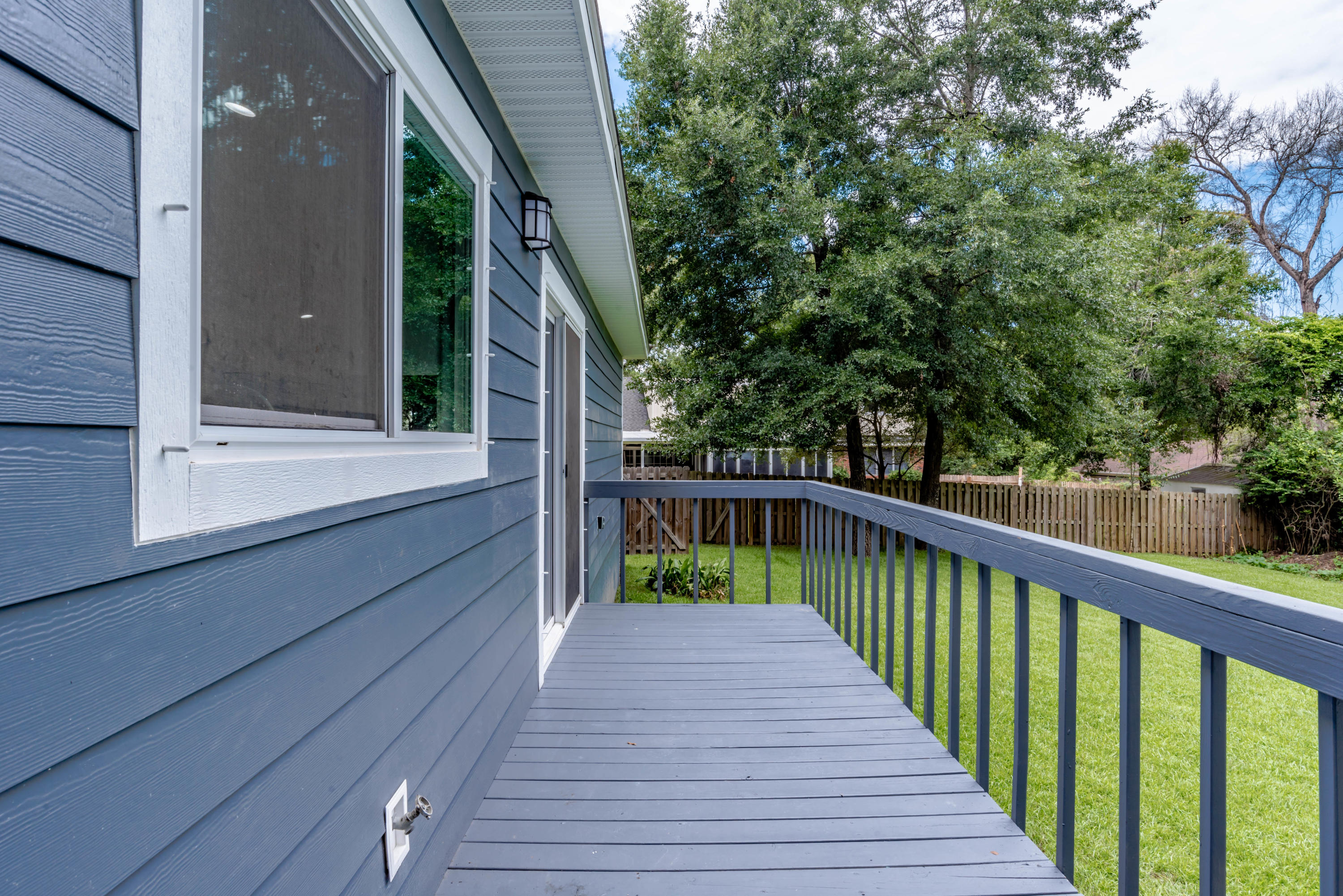 RIVER GARDENS - Residential