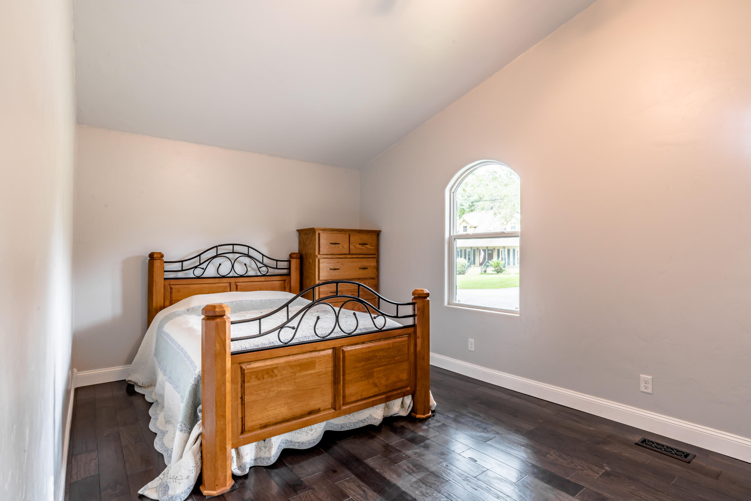 RIVER GARDENS - Residential