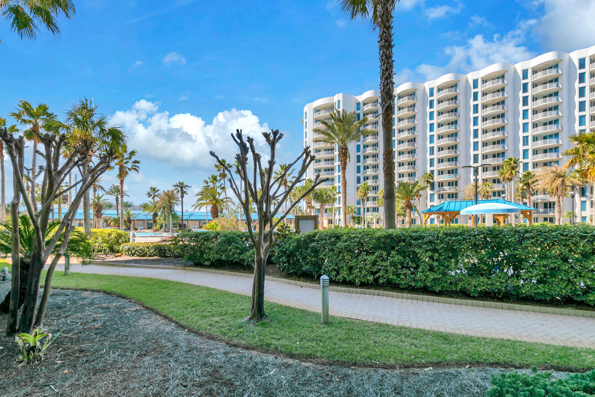 THE PALMS OF DESTIN - Residential