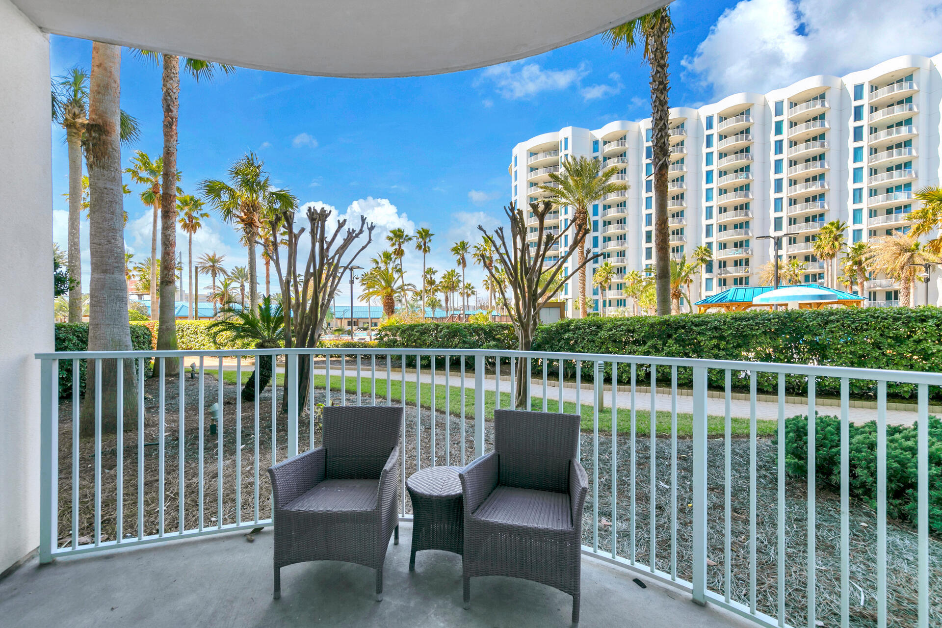 THE PALMS OF DESTIN - Residential