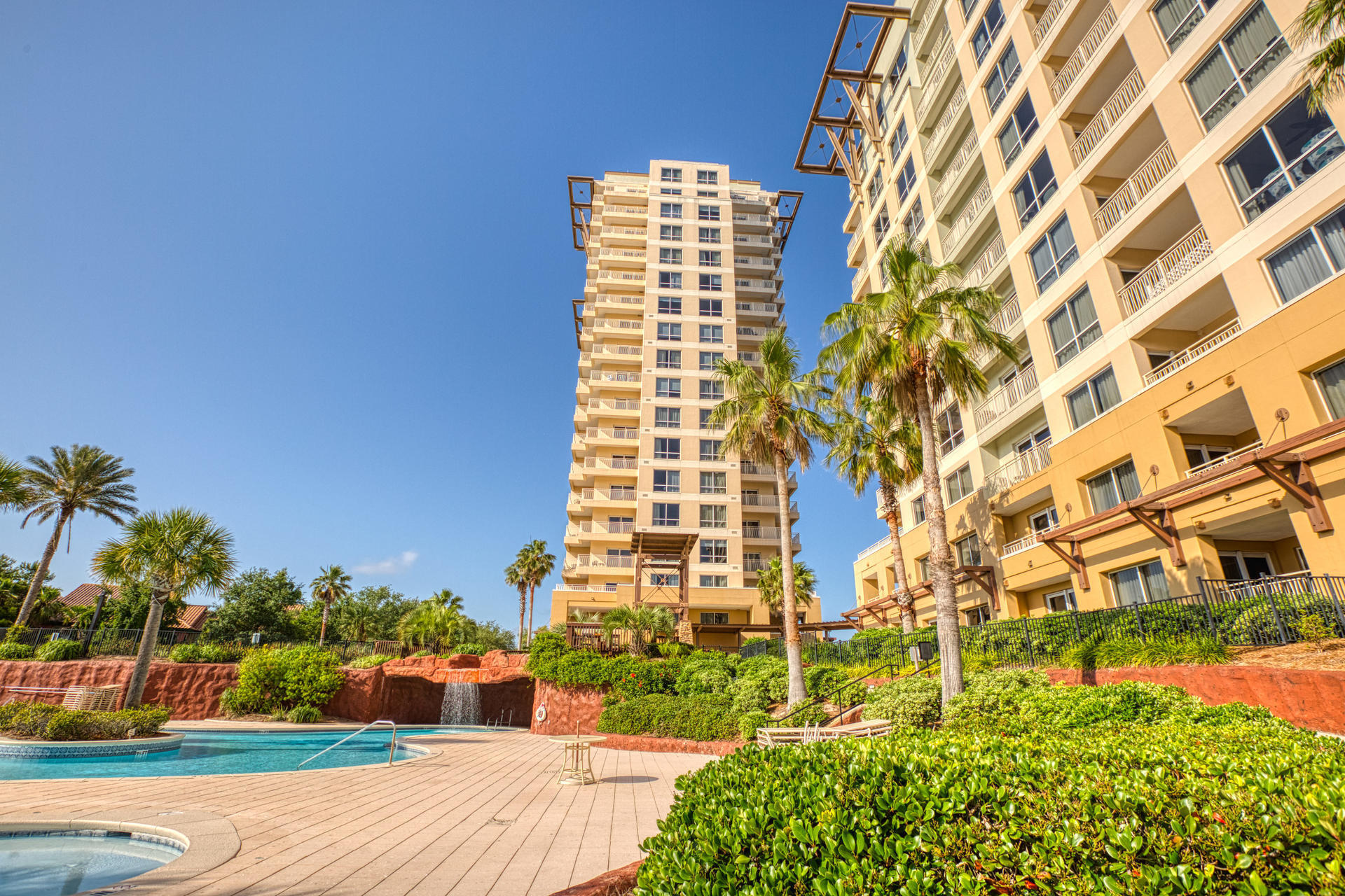 LUAU I - Residential