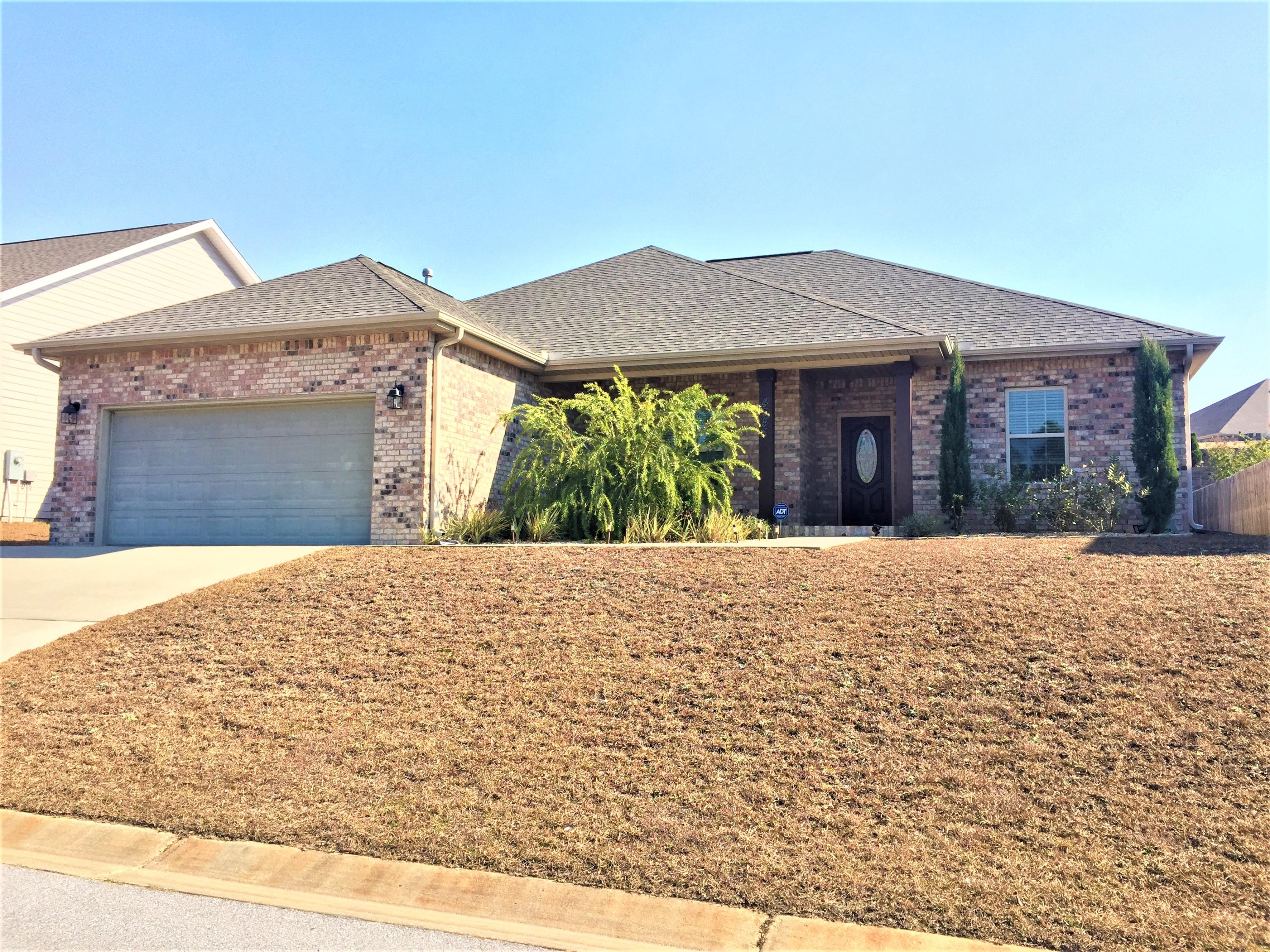 DUGGAN POND ESTATES - Residential Lease