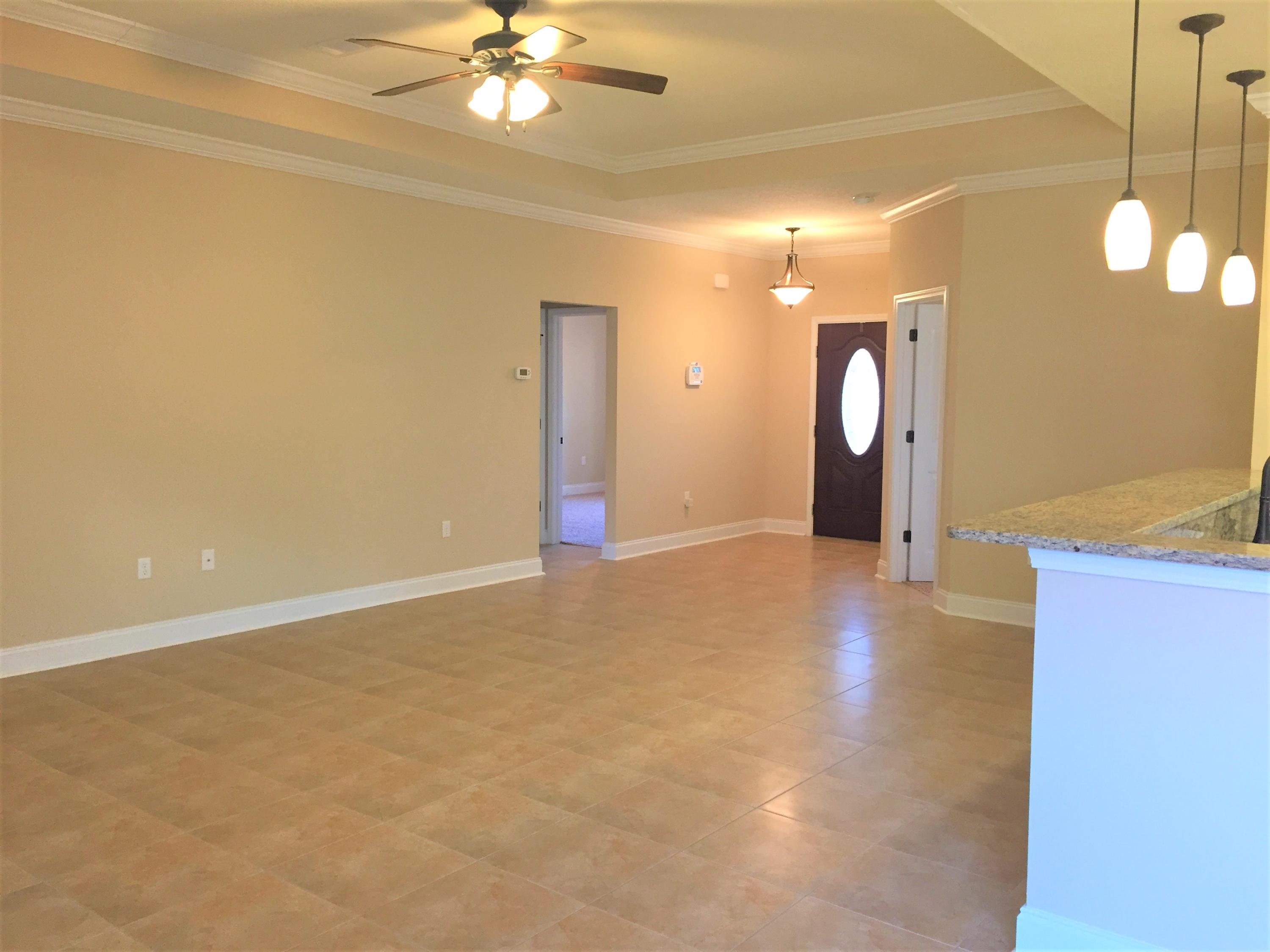 DUGGAN POND ESTATES - Residential Lease