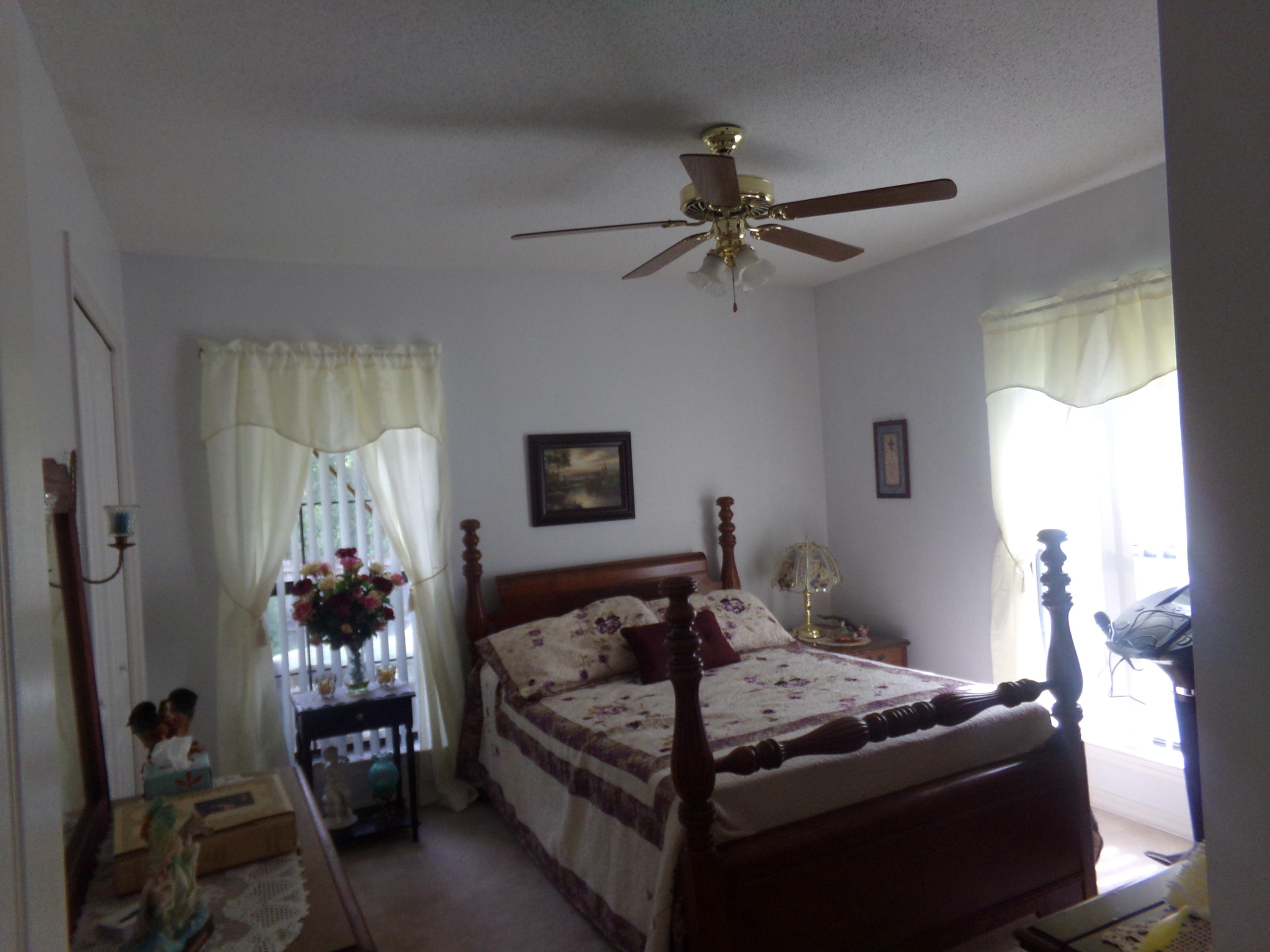 FOXWORTH ESTATES PH 1 - Residential