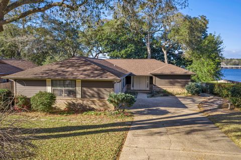 630 Sailboat Drive Niceville FL 32578