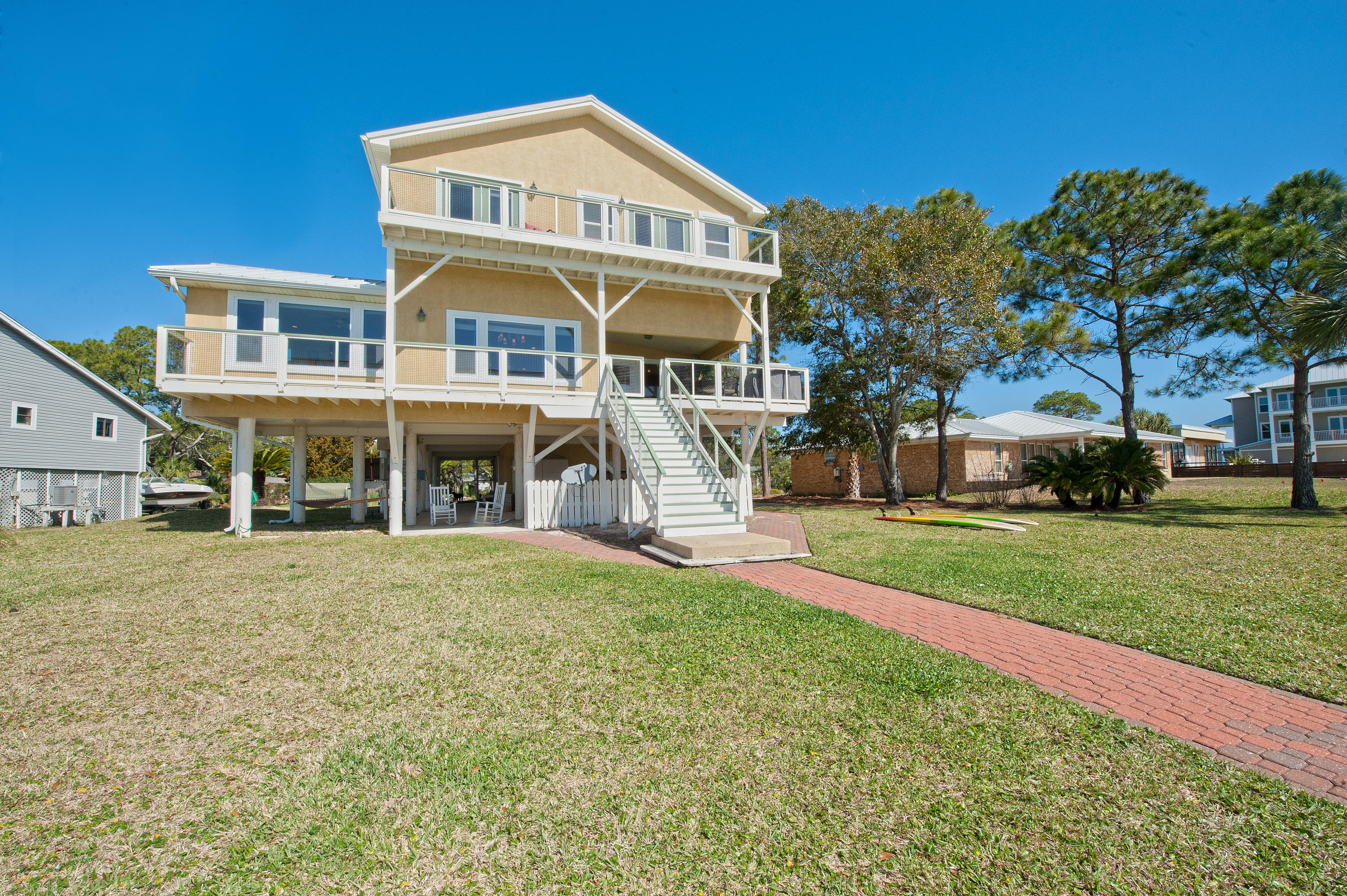 BROOKS LANDING - Residential