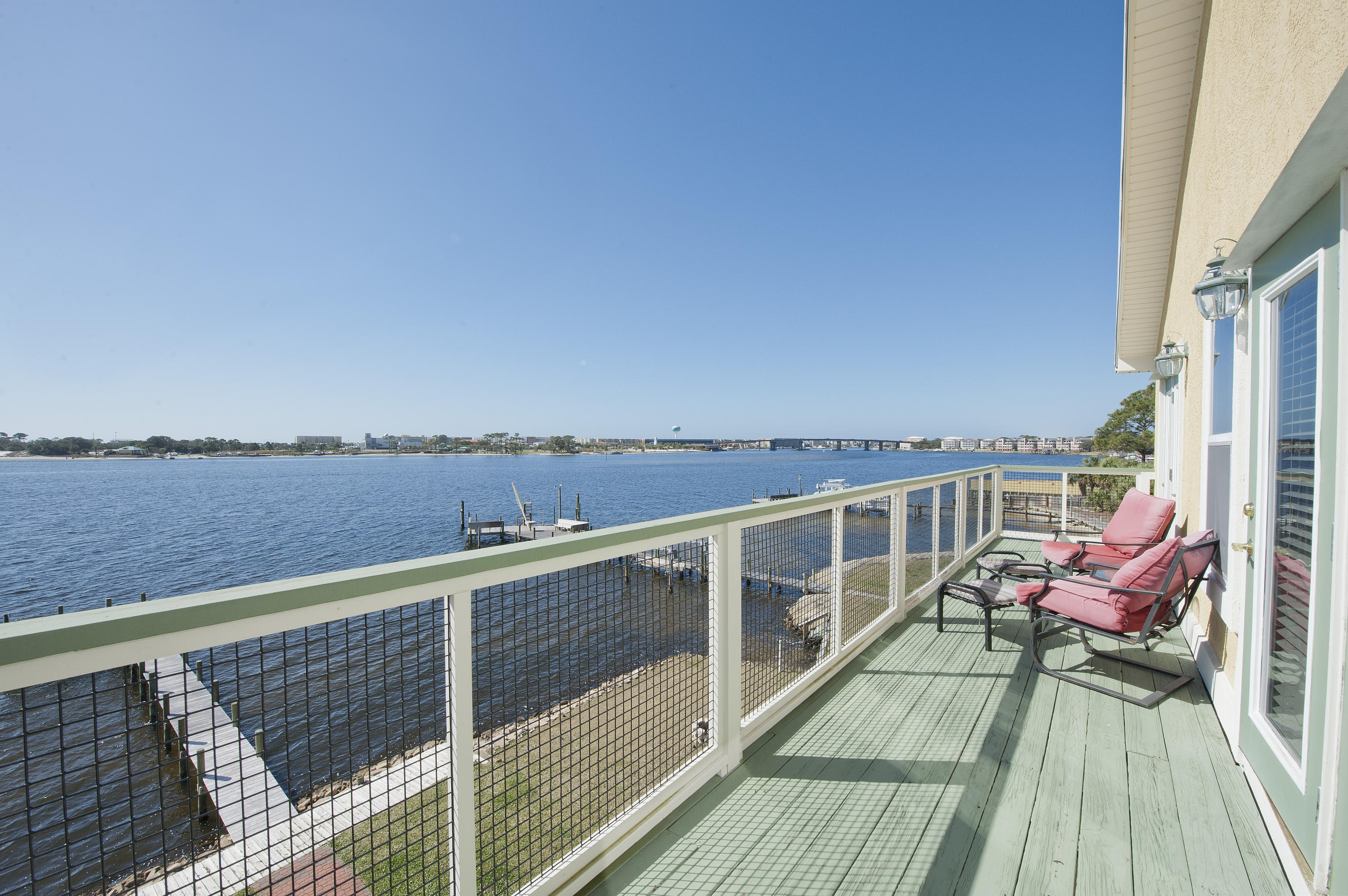 BROOKS LANDING - Residential