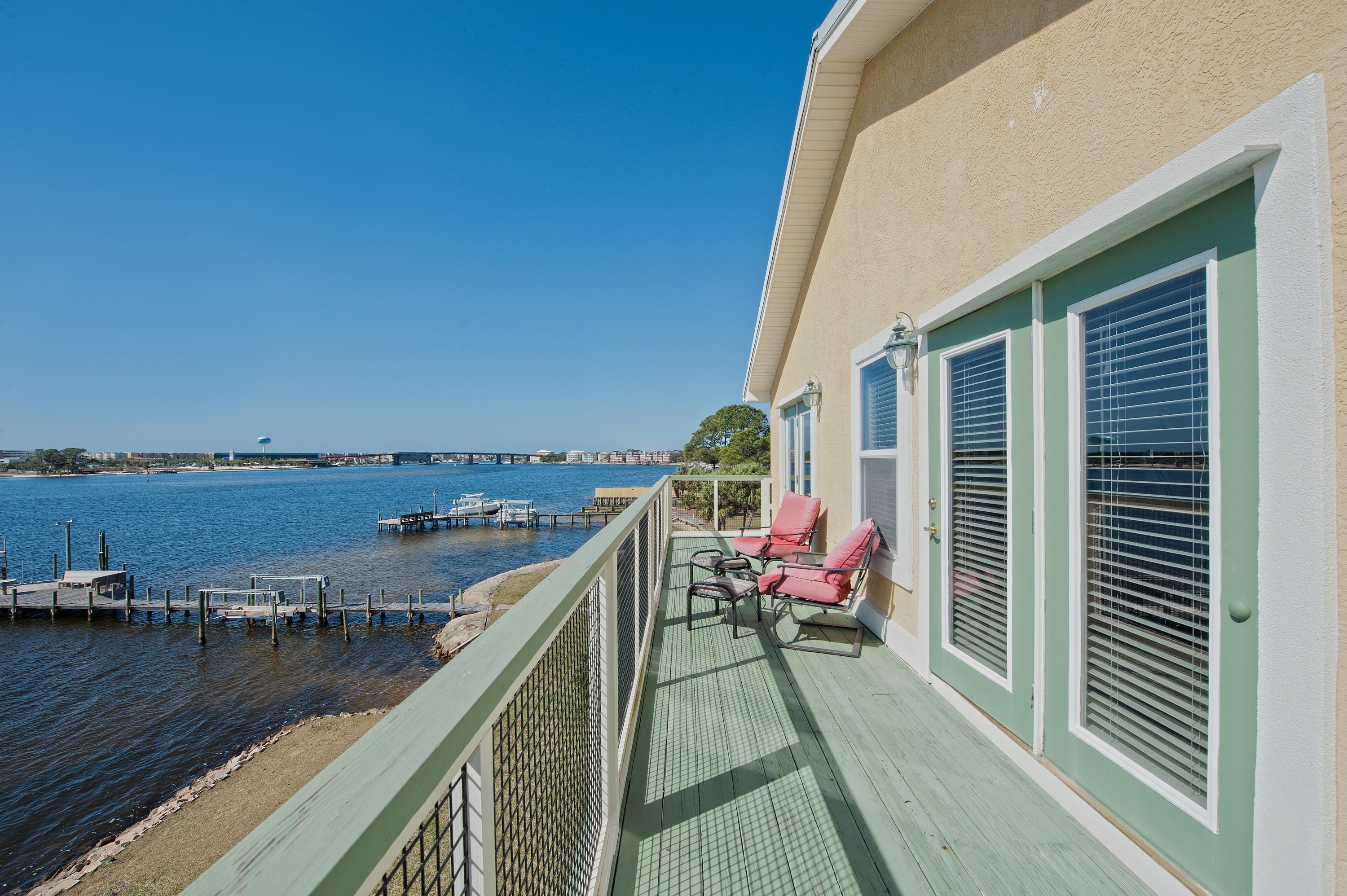 BROOKS LANDING - Residential