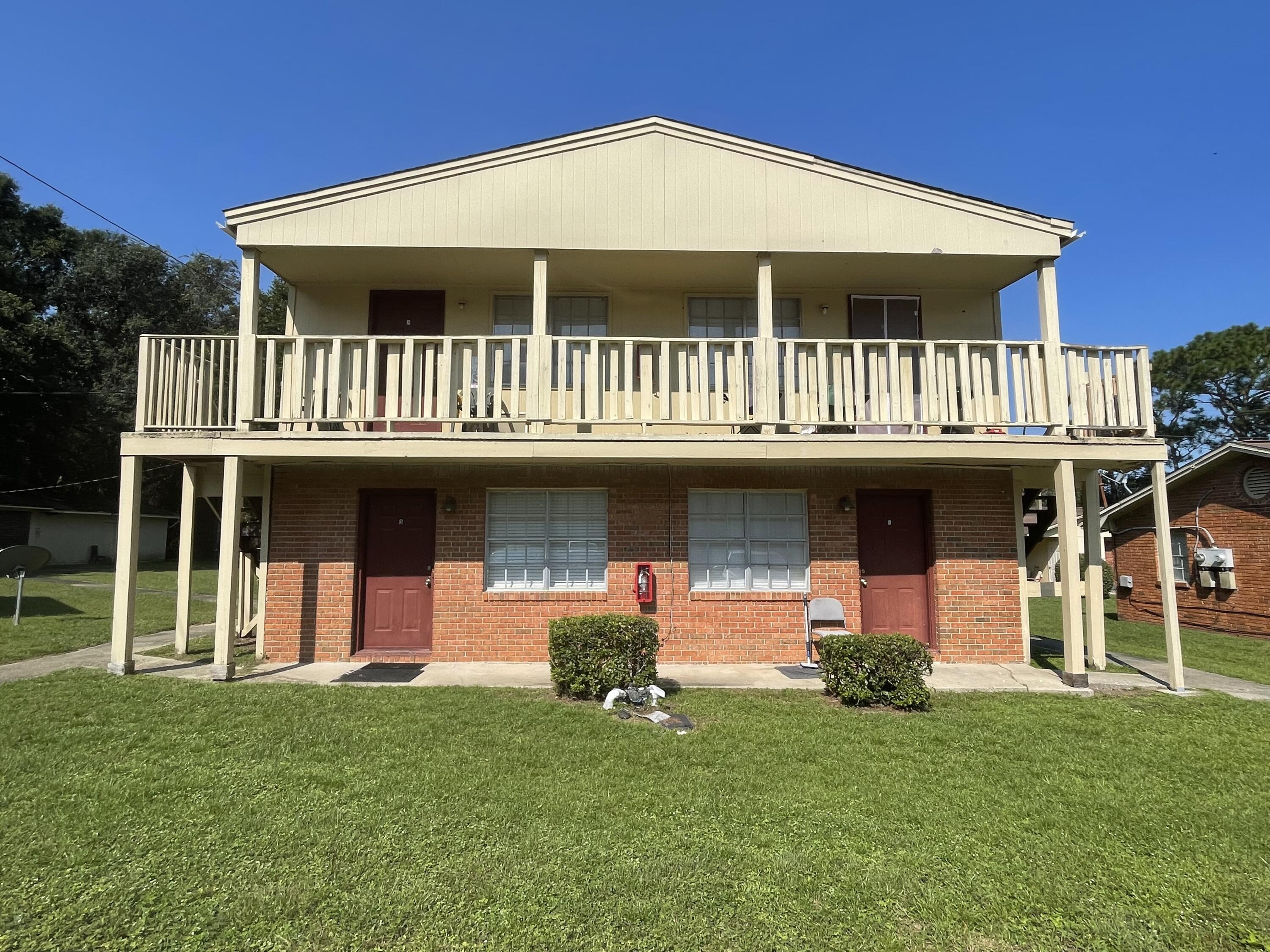 Quiet 32 unit apartment complex conveniently located in Pensacola. This is a money maker, and great investment opportunity. There are 8- 2 bedroom duplexes, 2-4 unit 1 bedroom apartment buildings, and 1-8 unit 1 bedroom apartment building. There is a vacant building that was once used as a laundry-mat which could possibly be turned into more apartments or a management office.