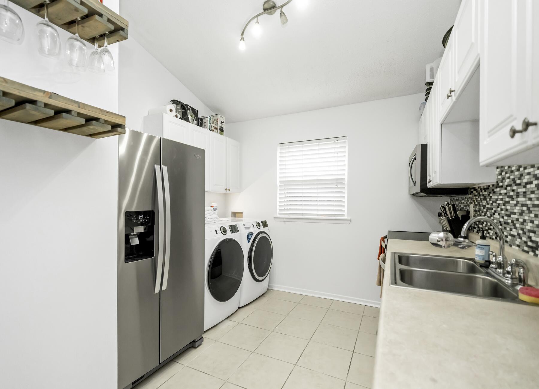 INDIAN OAKS - Residential Lease