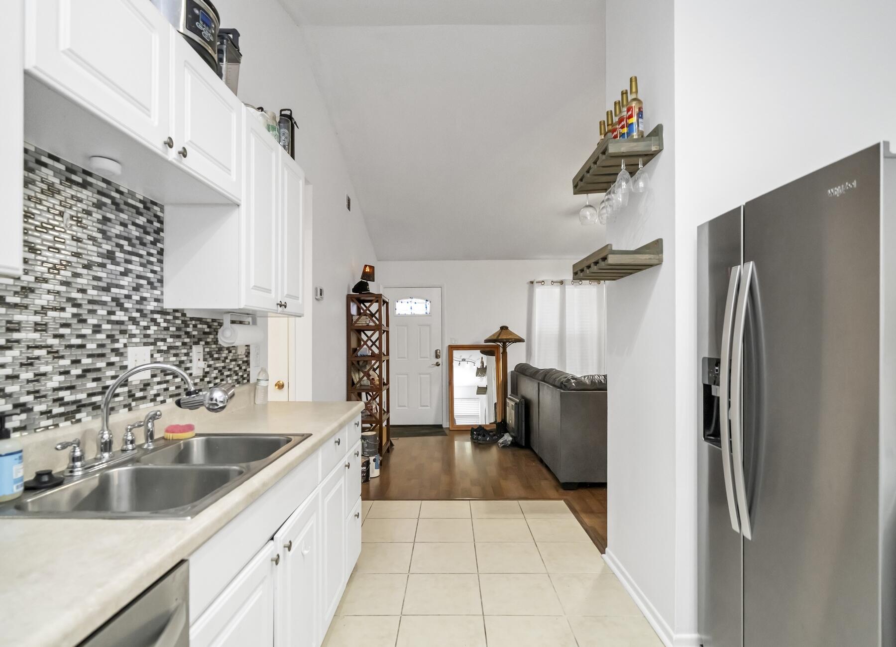 INDIAN OAKS - Residential Lease