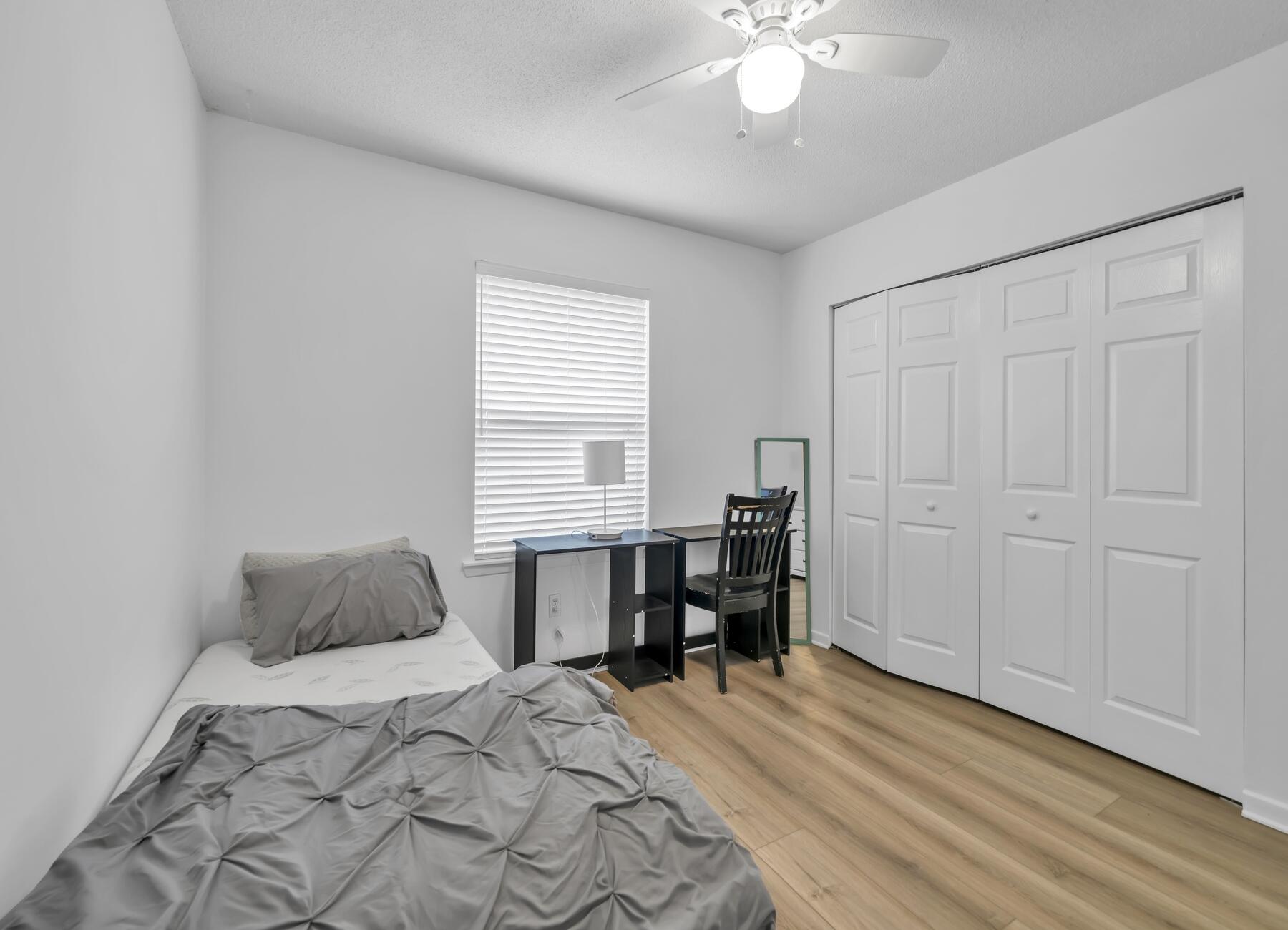INDIAN OAKS - Residential Lease