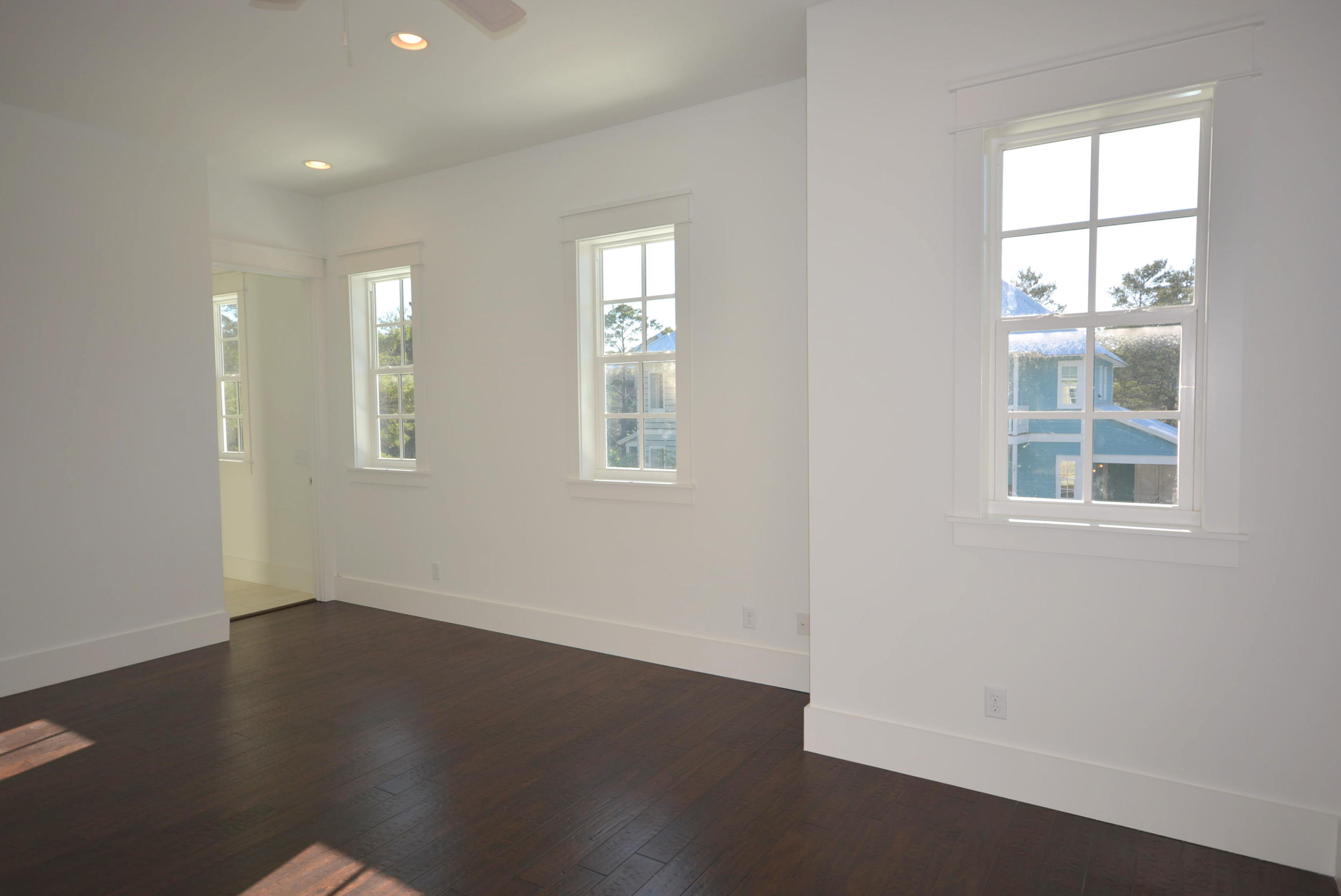 LAKESIDE AT BLUE MOUNTAIN BEACH - Residential