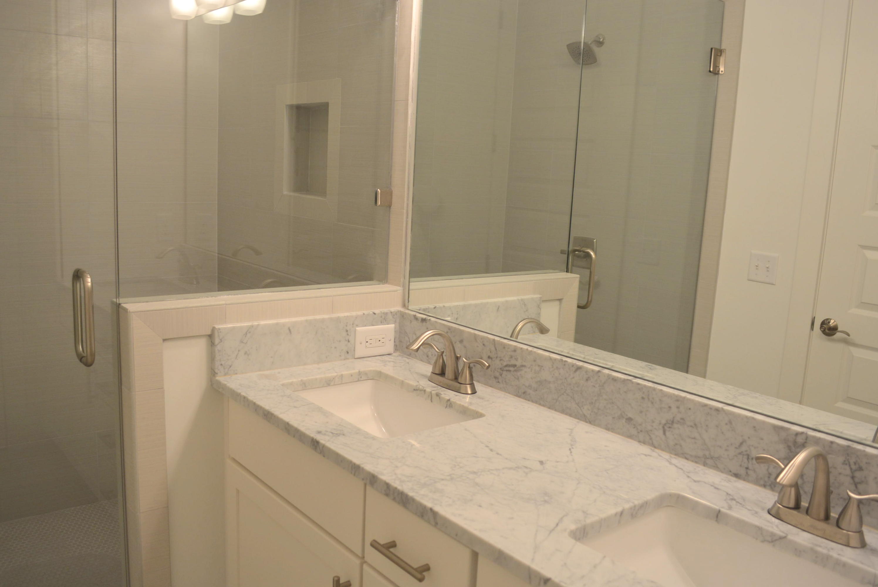 LAKESIDE AT BLUE MOUNTAIN BEACH - Residential