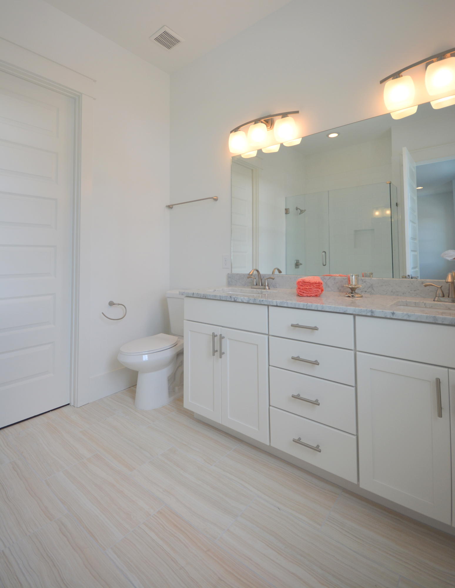 LAKESIDE AT BLUE MOUNTAIN BEACH - Residential