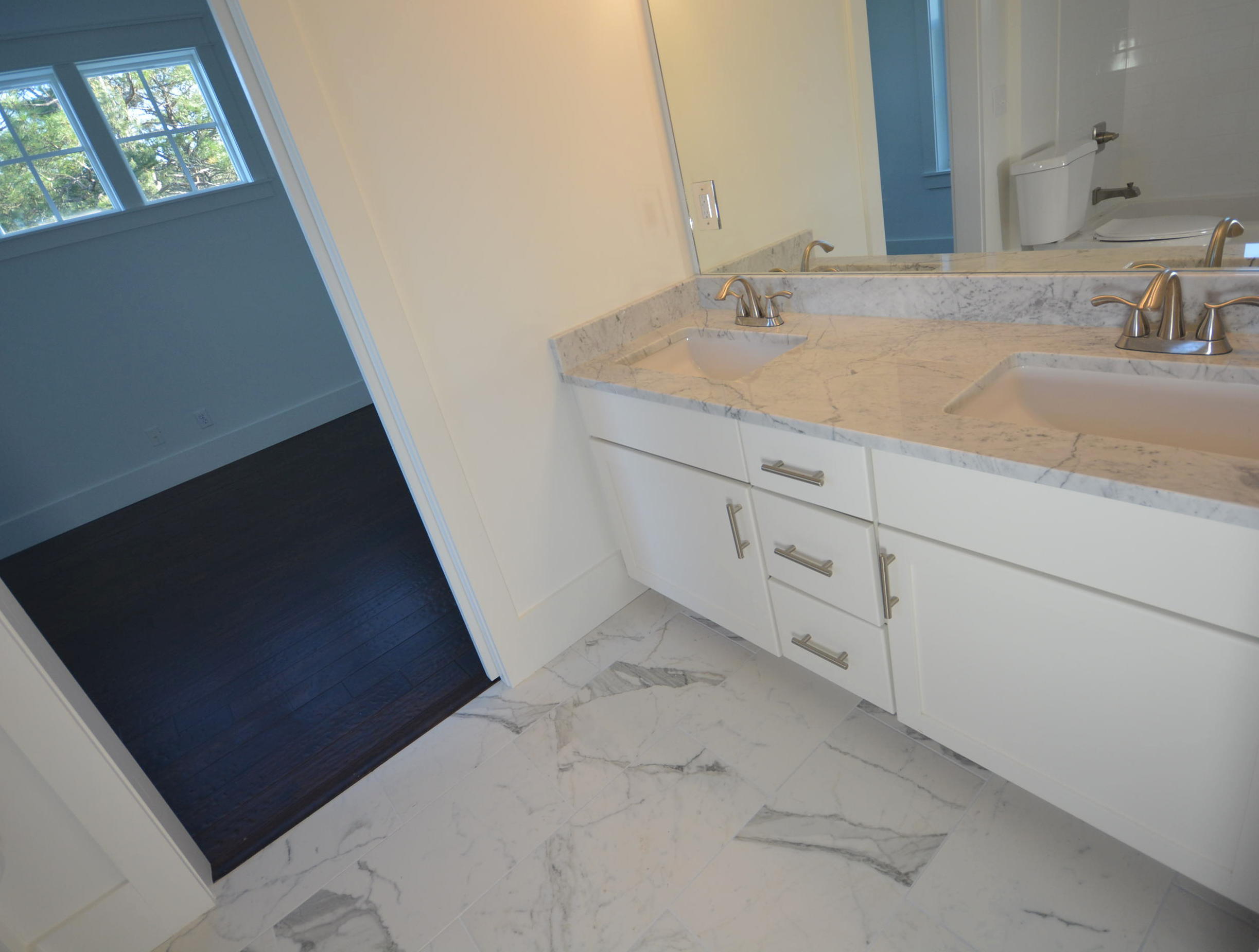 LAKESIDE AT BLUE MOUNTAIN BEACH - Residential