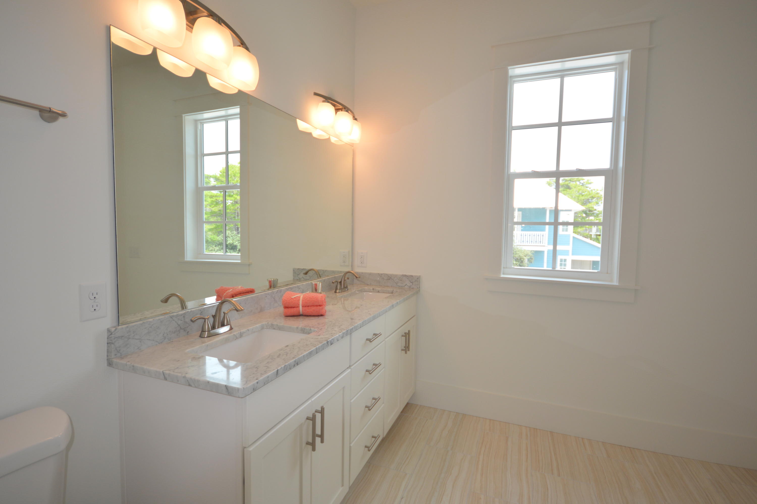 LAKESIDE AT BLUE MOUNTAIN BEACH - Residential