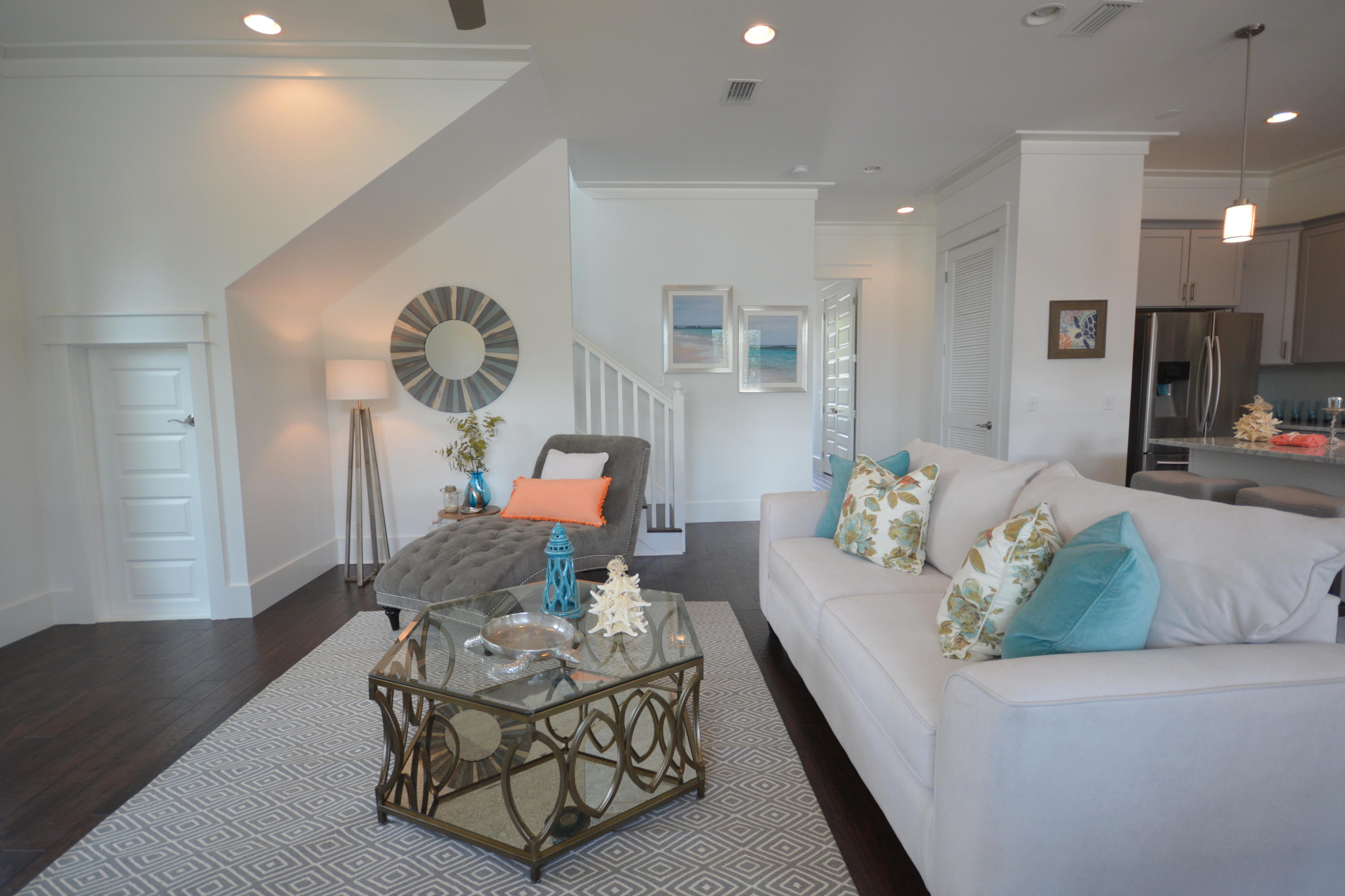 LAKESIDE AT BLUE MOUNTAIN BEACH - Residential