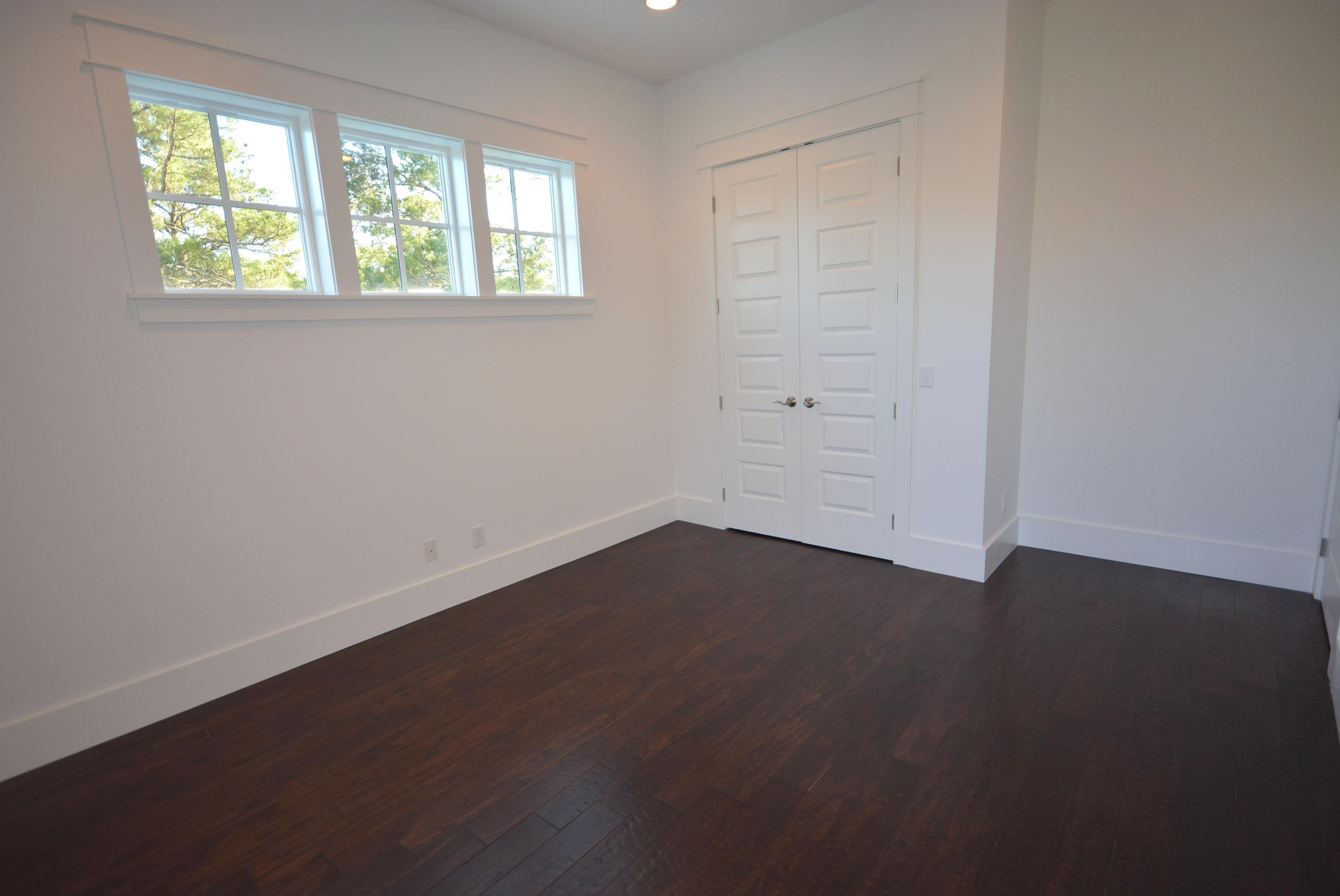 LAKESIDE AT BLUE MOUNTAIN BEACH - Residential