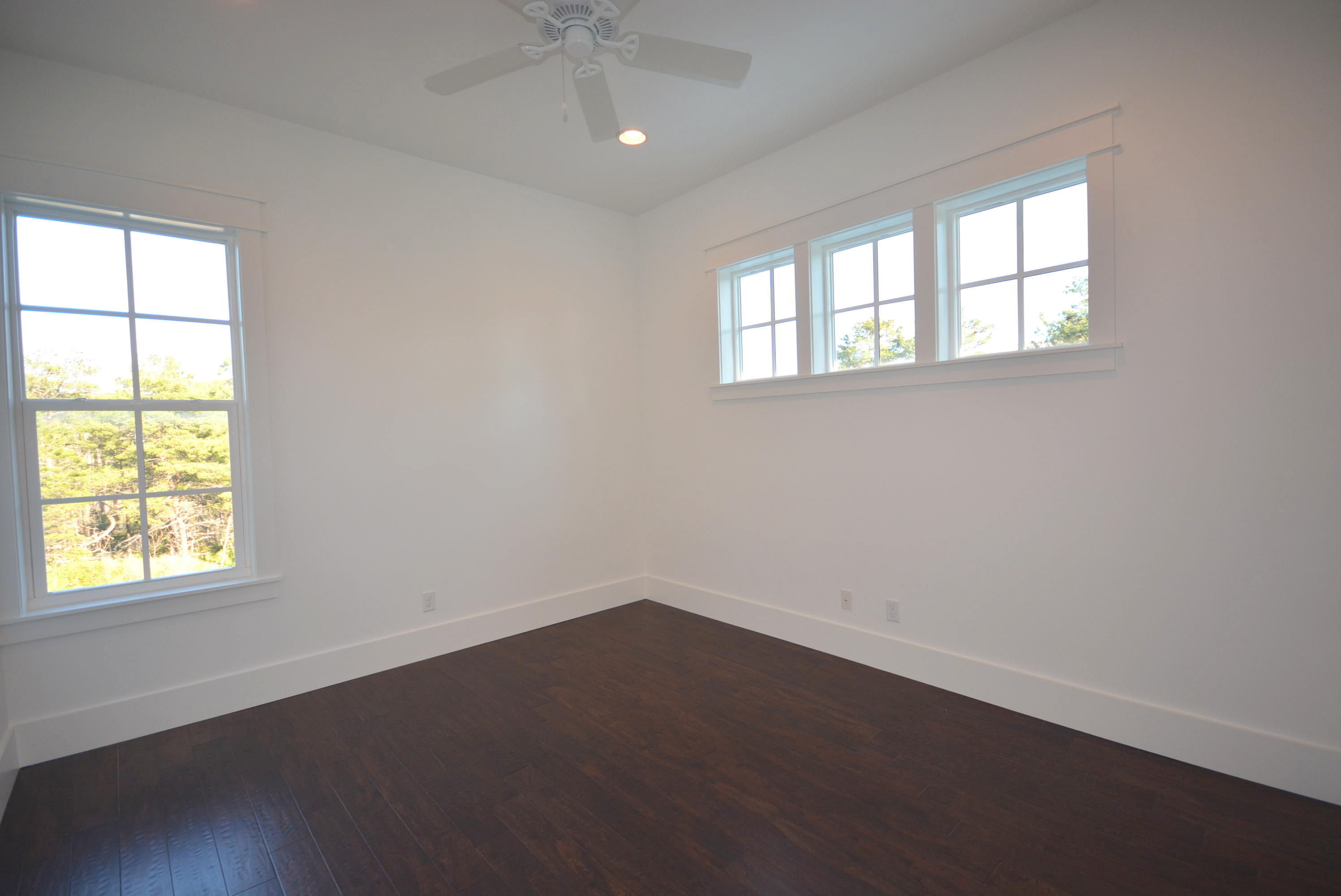 LAKESIDE AT BLUE MOUNTAIN BEACH - Residential