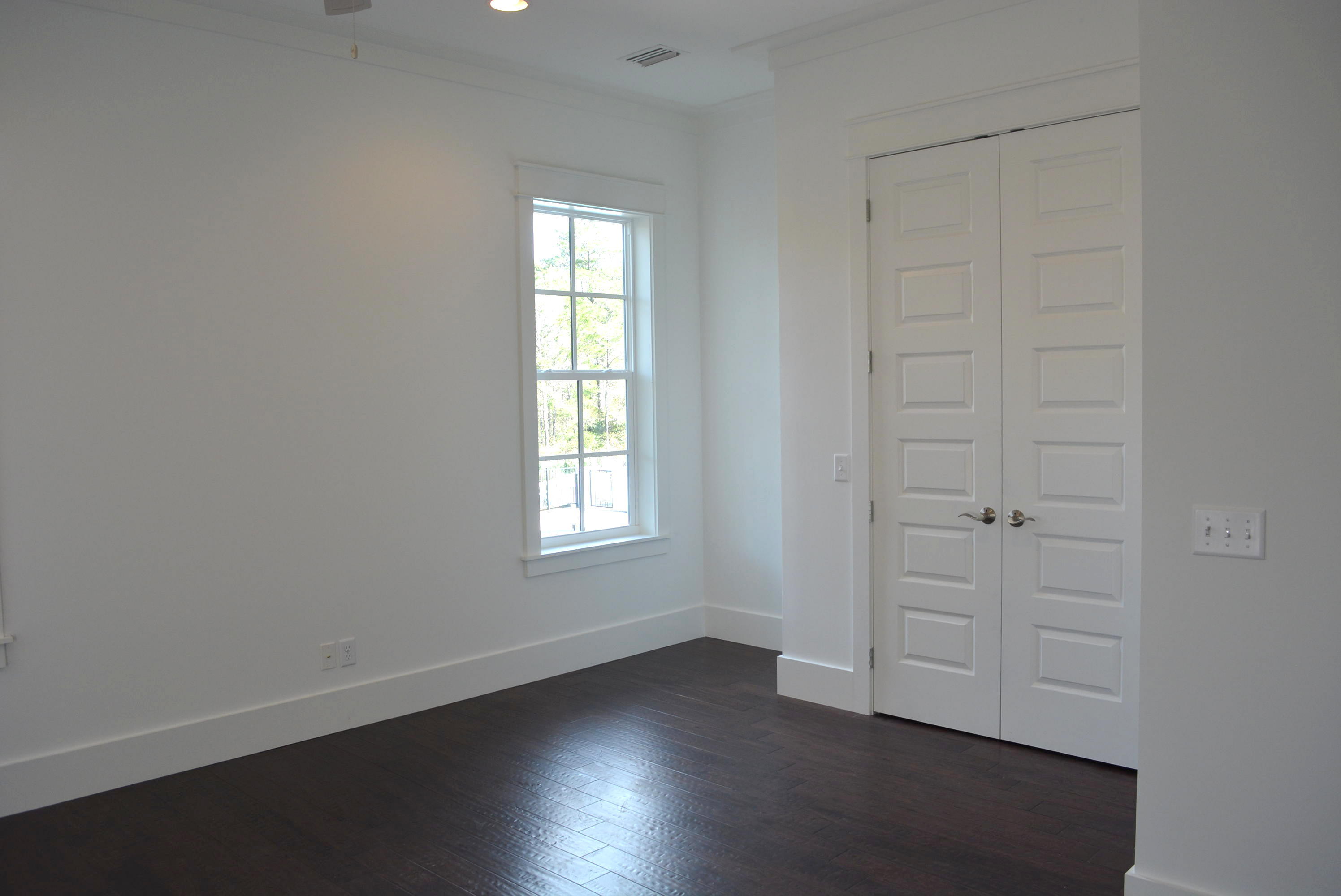 LAKESIDE AT BLUE MOUNTAIN BEACH - Residential