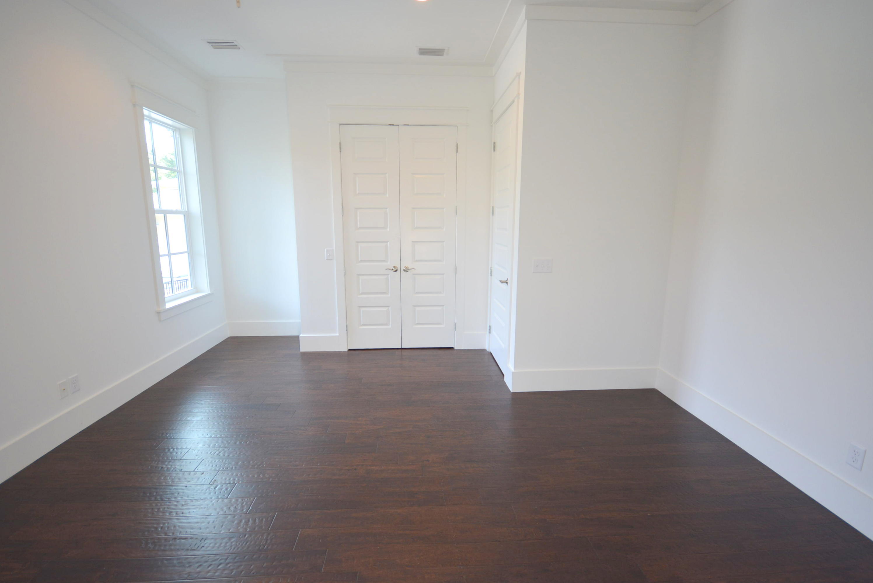 LAKESIDE AT BLUE MOUNTAIN BEACH - Residential