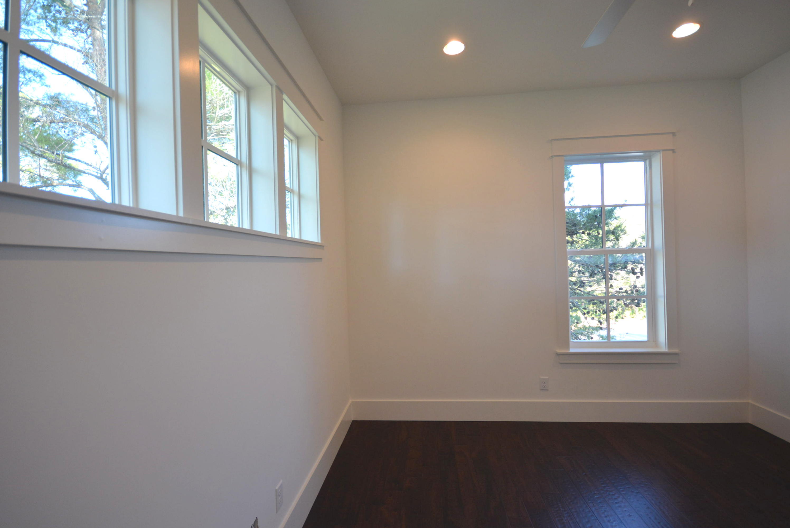 LAKESIDE AT BLUE MOUNTAIN BEACH - Residential