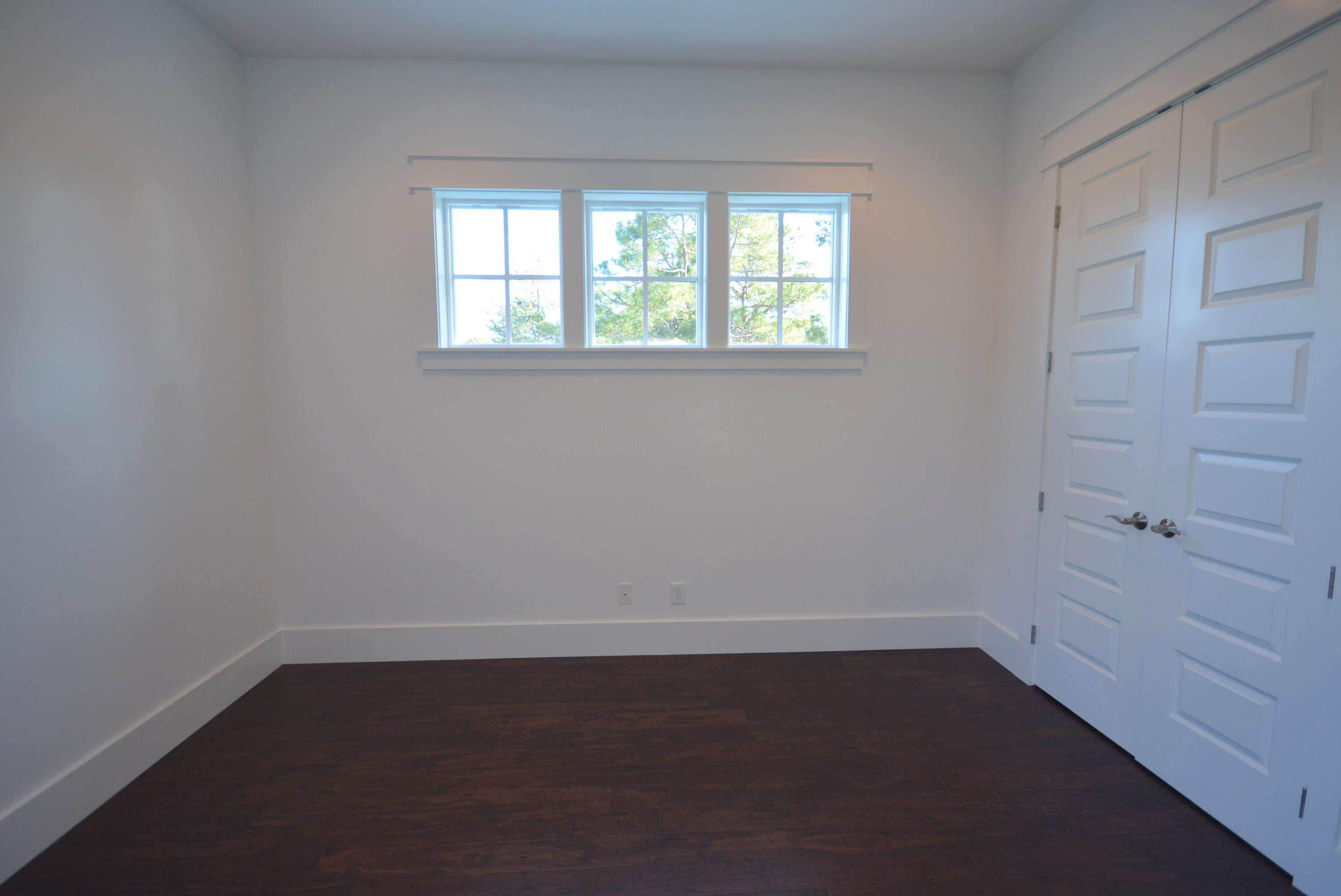 LAKESIDE AT BLUE MOUNTAIN BEACH - Residential