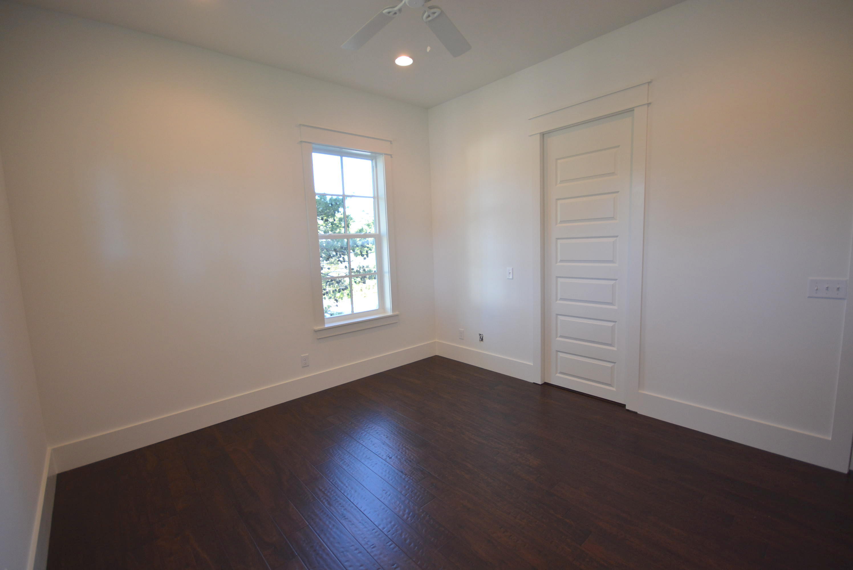 LAKESIDE AT BLUE MOUNTAIN BEACH - Residential