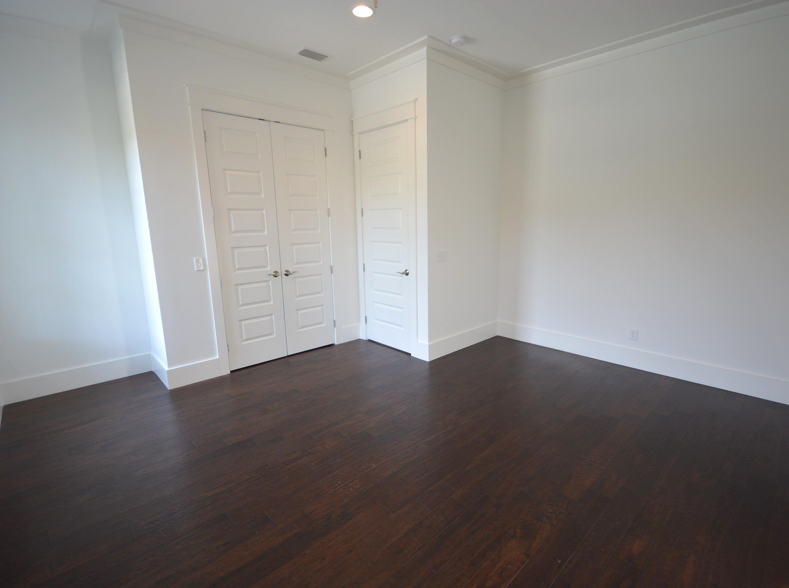 LAKESIDE AT BLUE MOUNTAIN BEACH - Residential