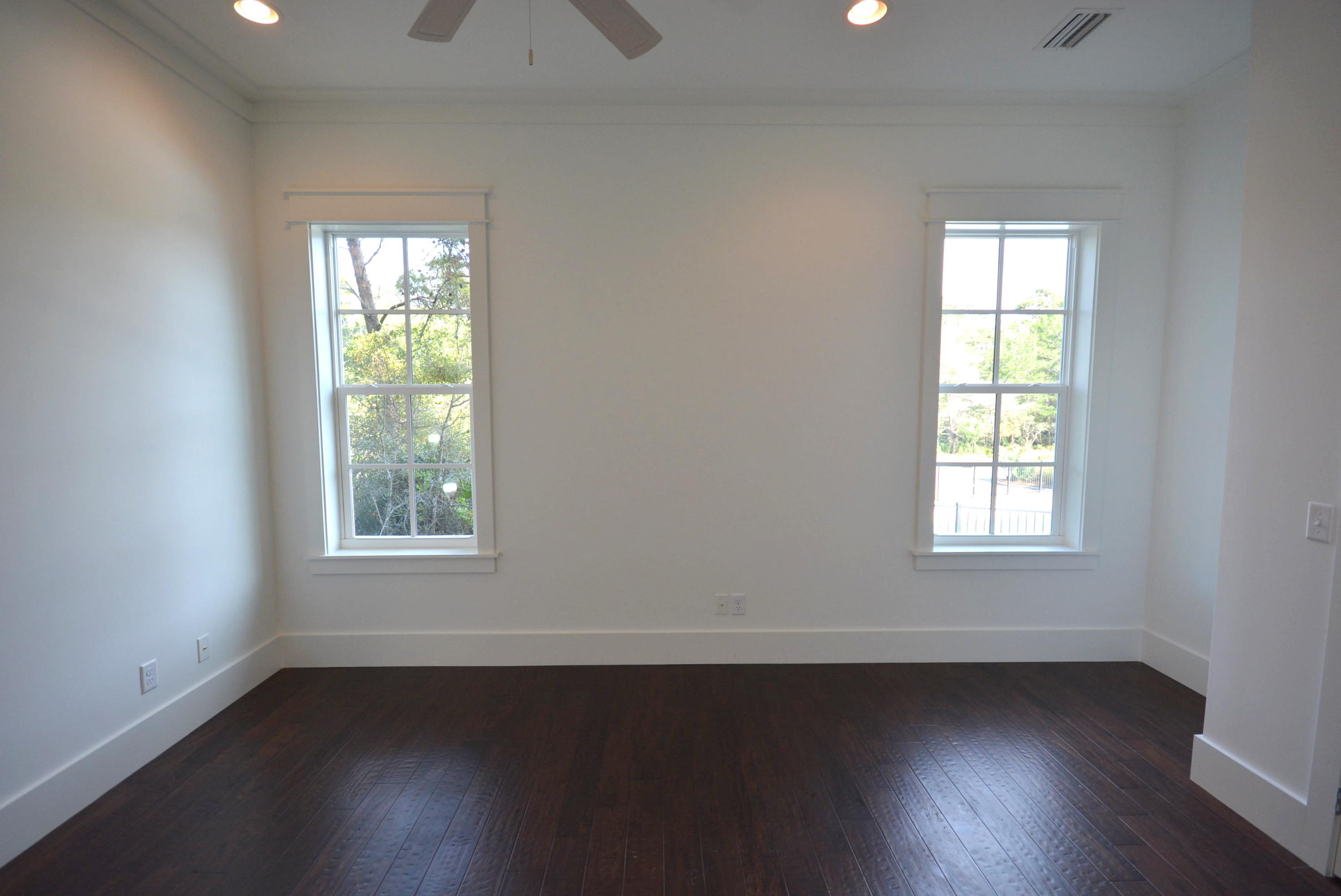 LAKESIDE AT BLUE MOUNTAIN BEACH - Residential