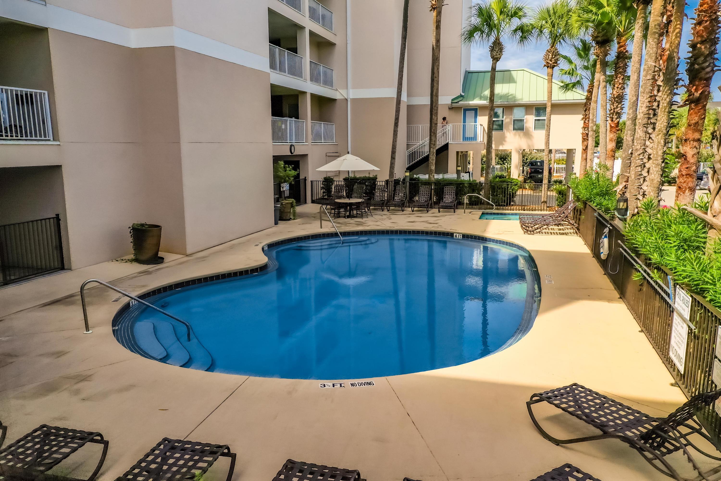 CRYSTAL DUNES CONDO - Residential