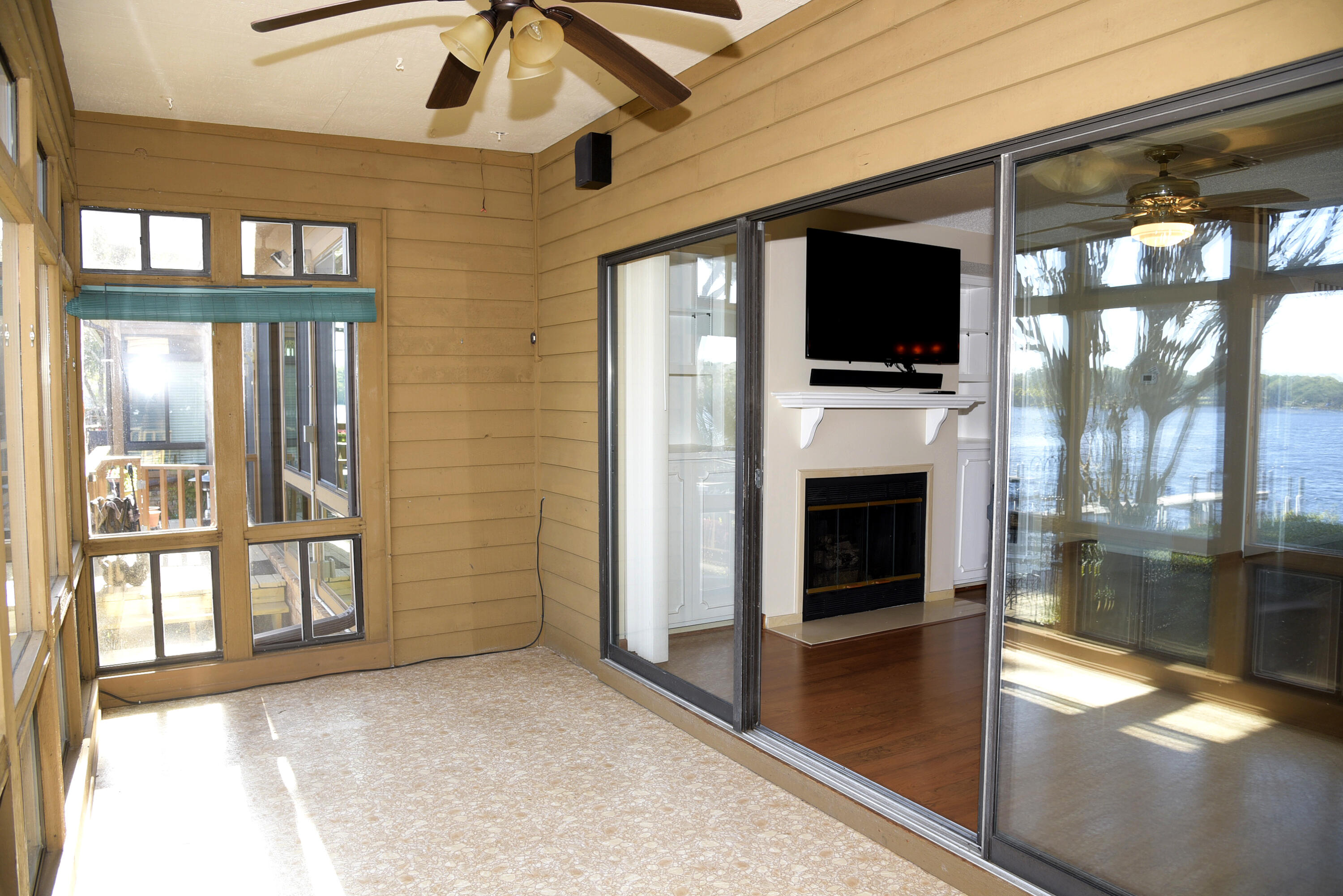 WATER OAKS 4 T/H - Residential Lease