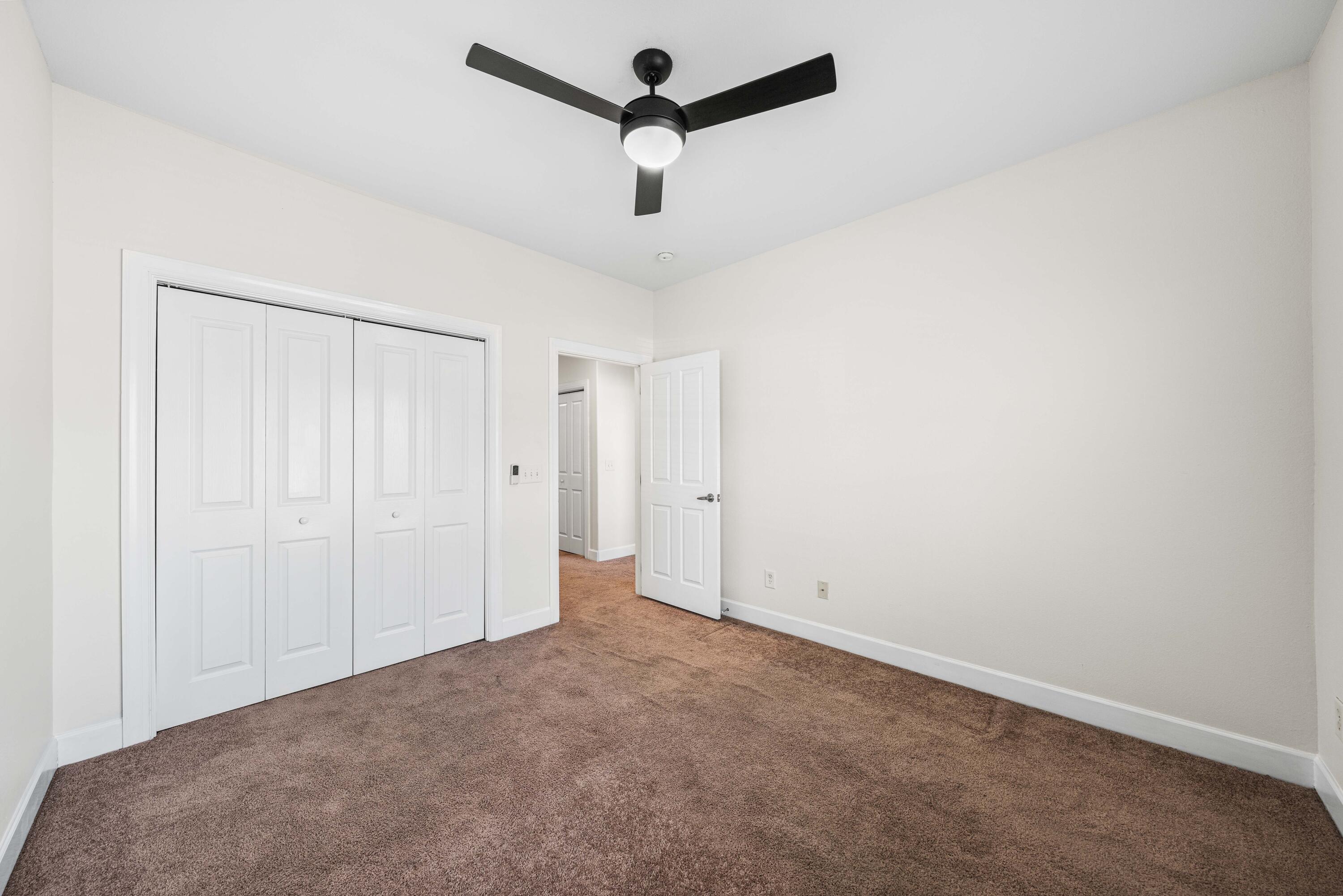 SOUTH HAVEN TOWNHOMES - Residential