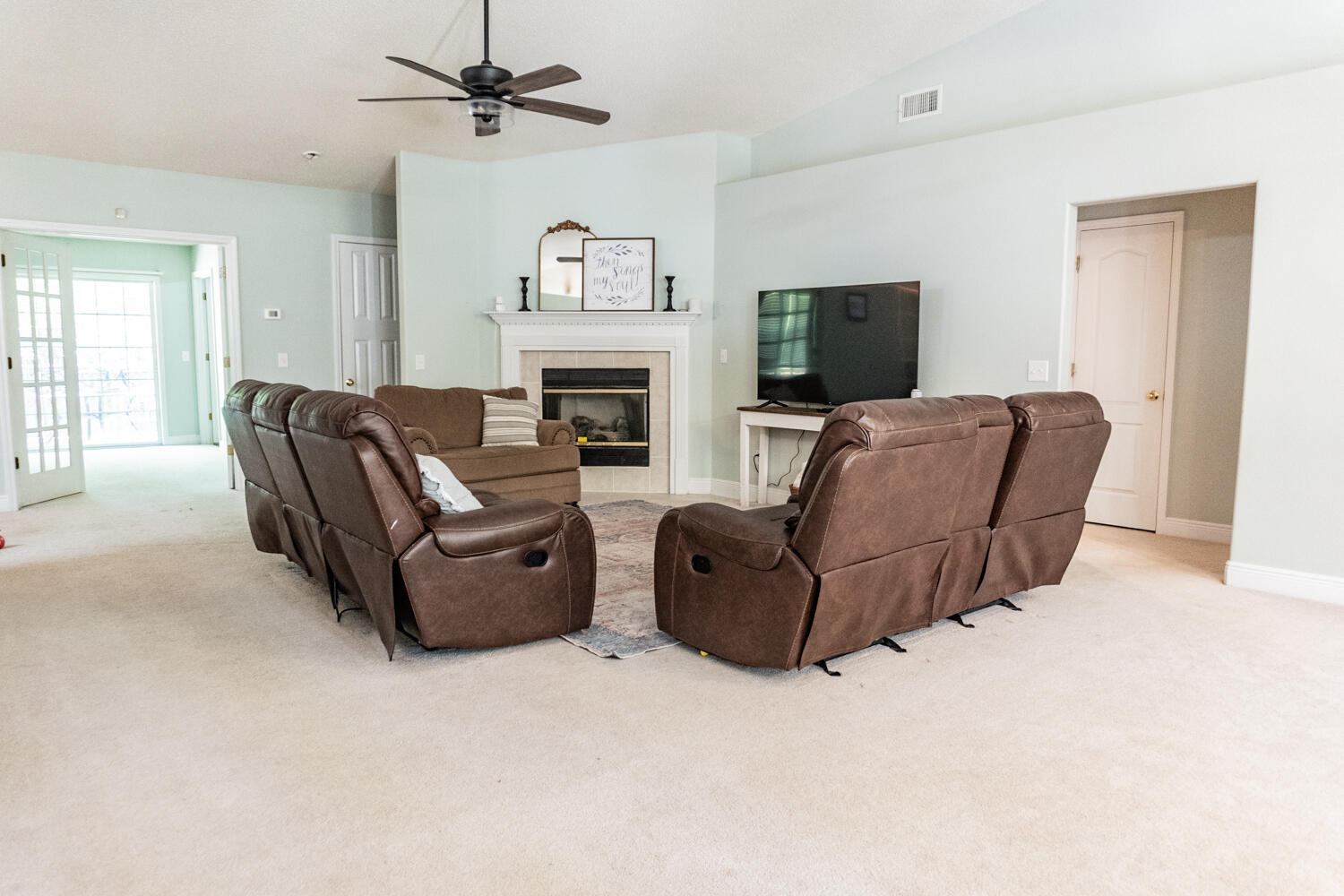 FOX VALLEY - Residential