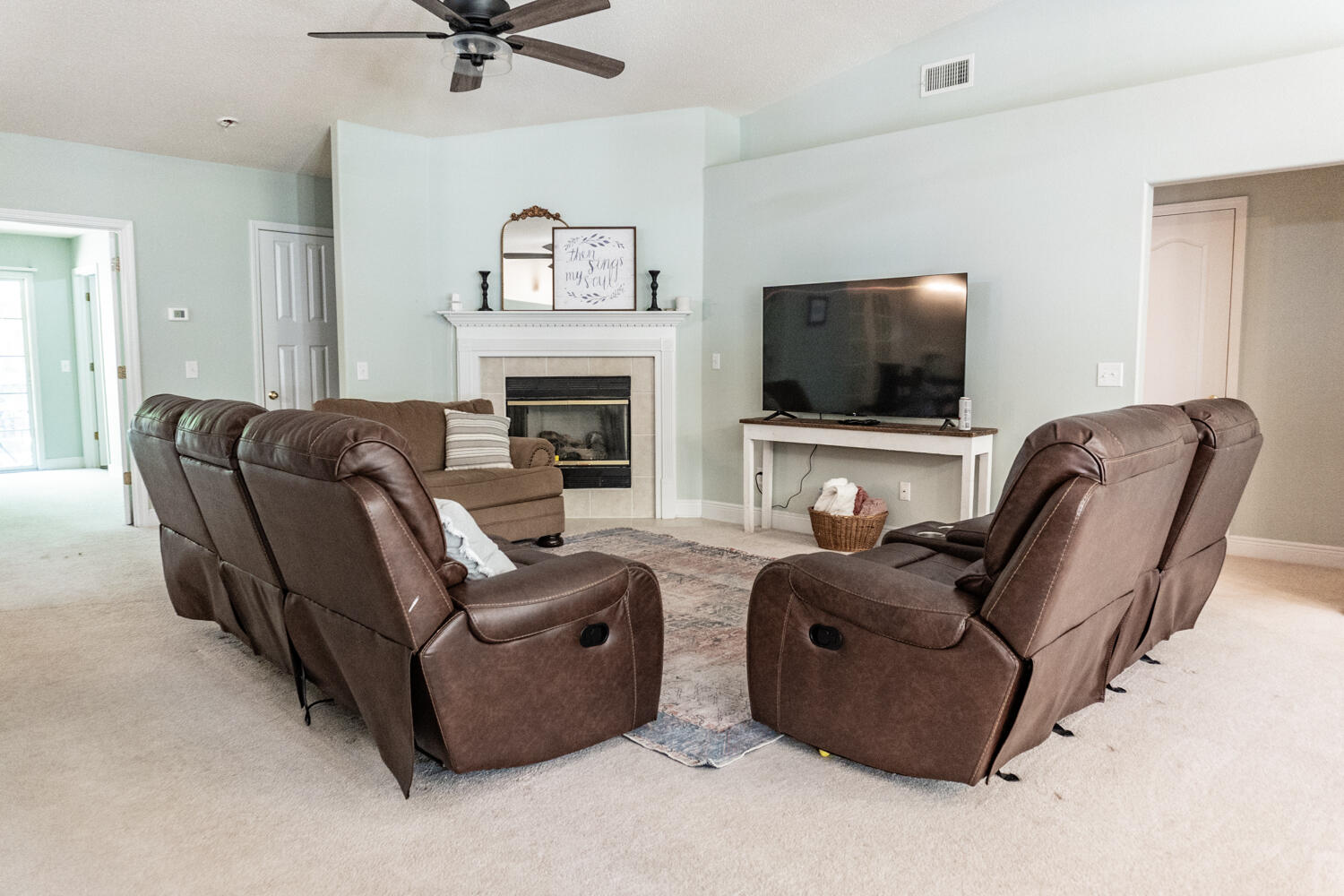 FOX VALLEY - Residential