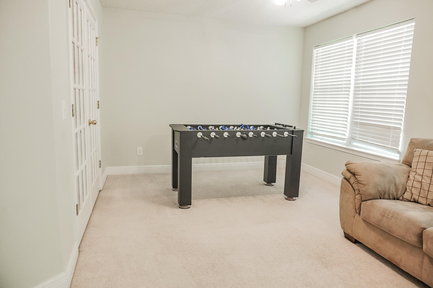 FOX VALLEY - Residential