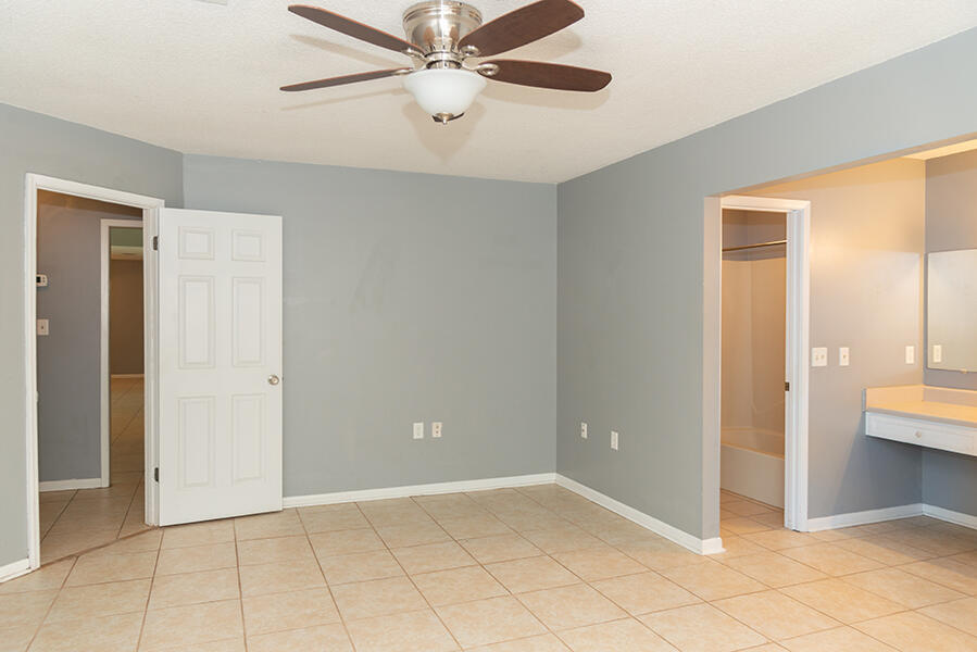 BAYOU WOODS 5TH ADD LOT 3 - Residential Lease