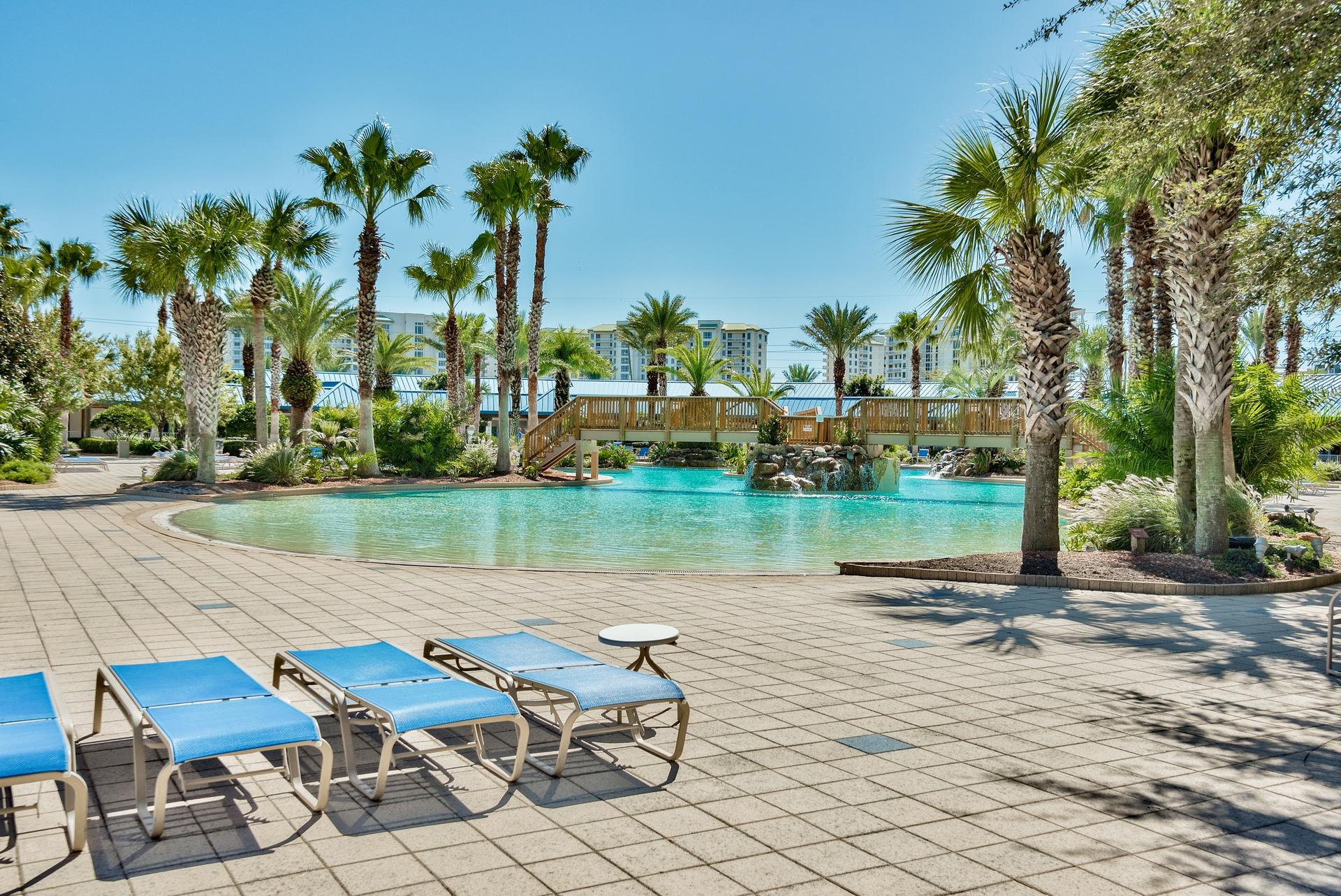 THE PALMS OF DESTIN - Residential