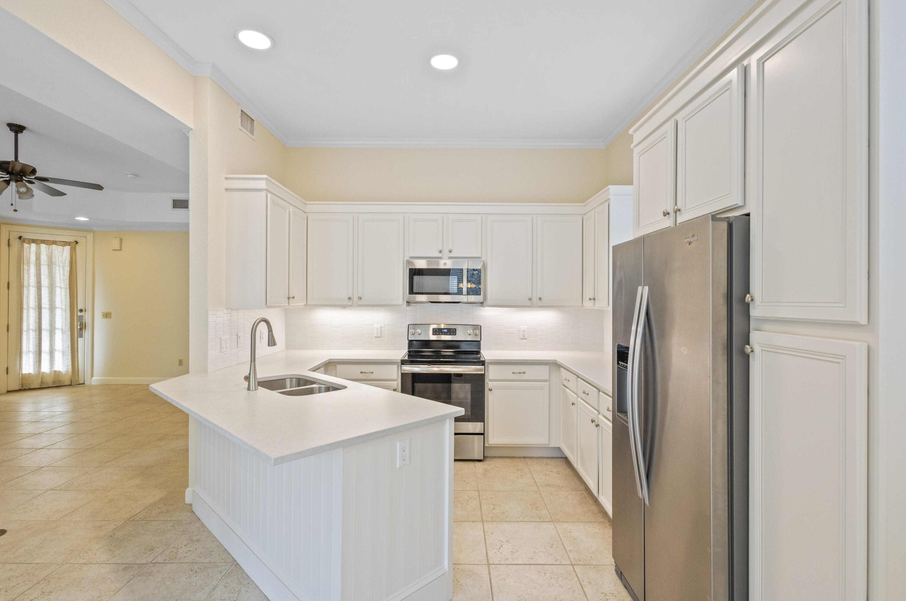 CRYSTAL COVE - Residential