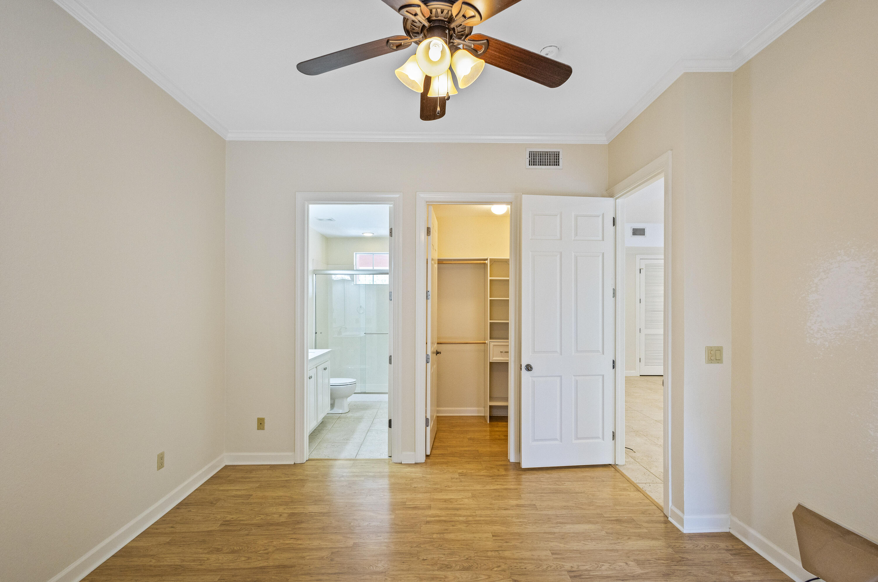 CRYSTAL COVE - Residential