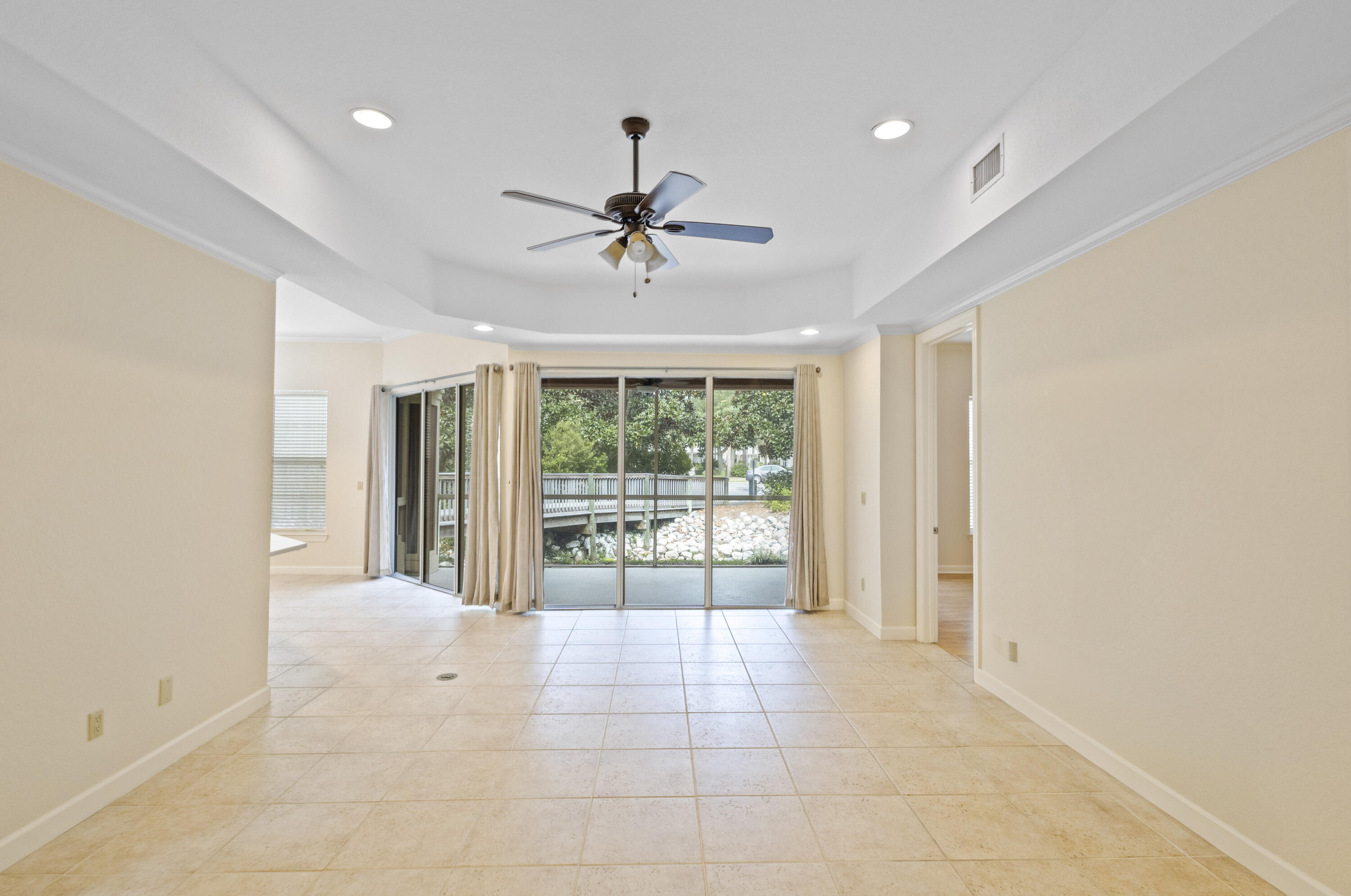 CRYSTAL COVE - Residential