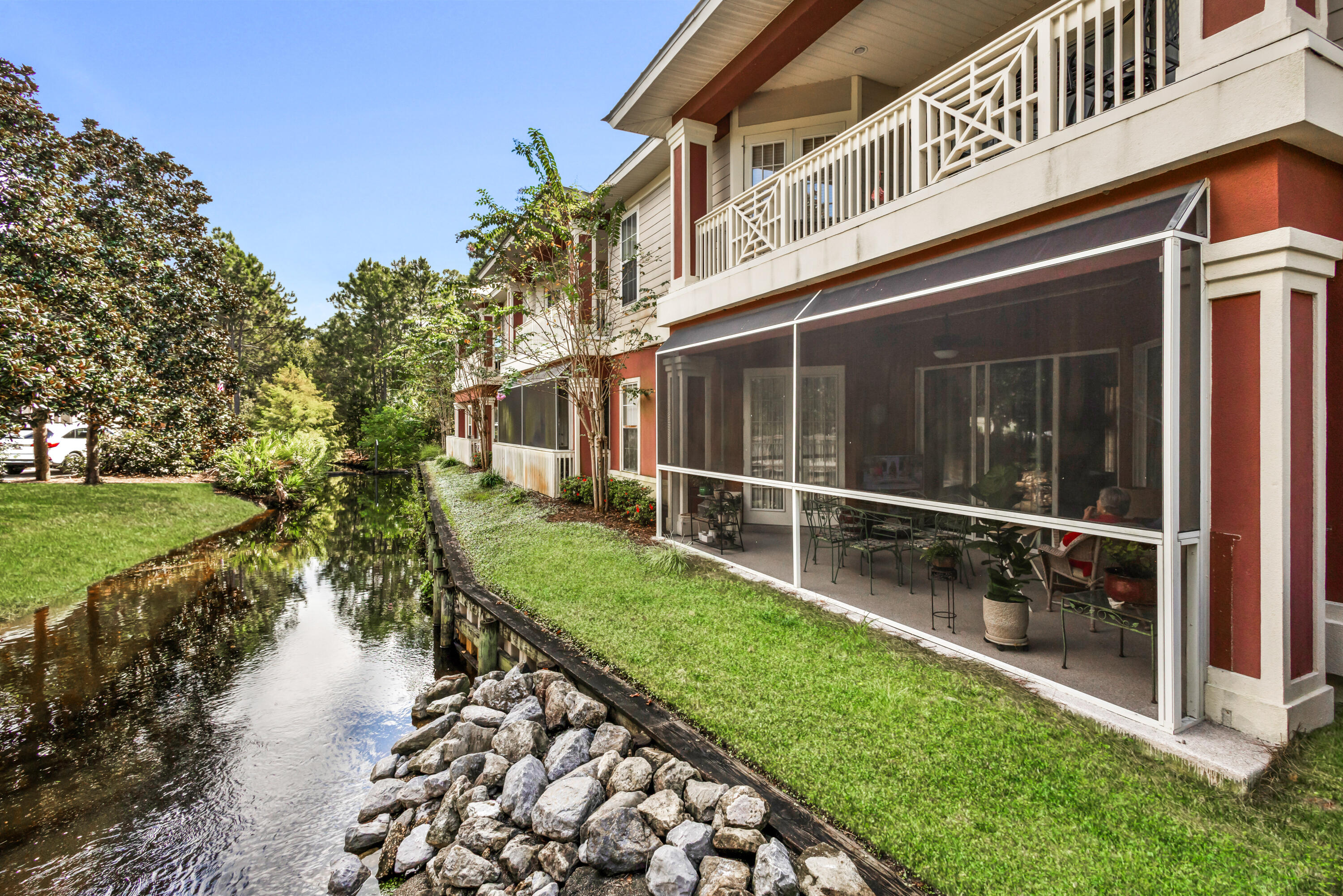 CRYSTAL COVE - Residential