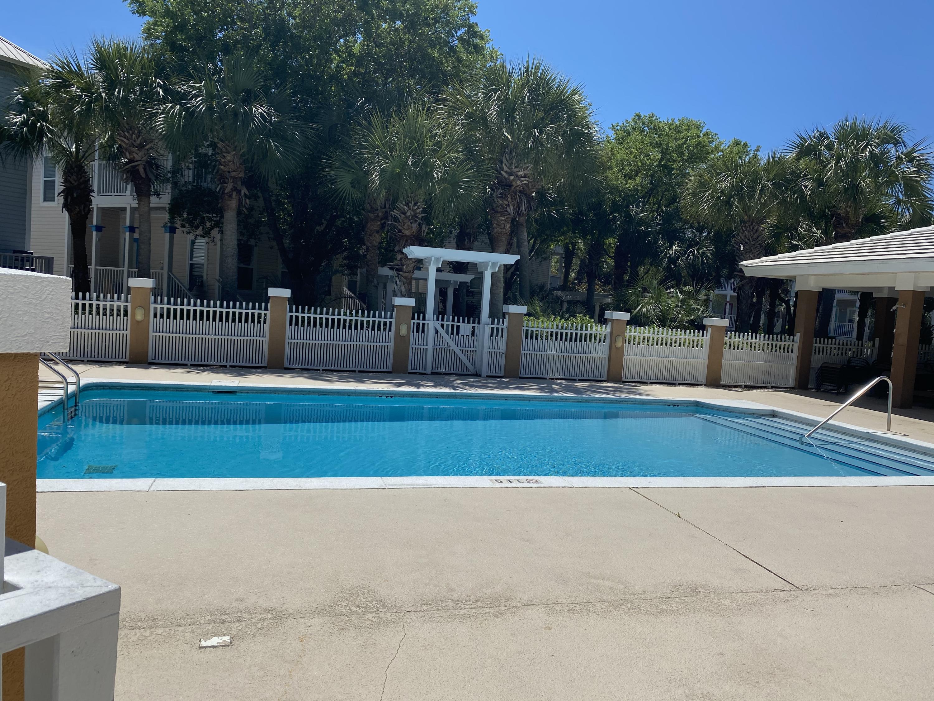 OLD FLORIDA COTTAGES - Residential