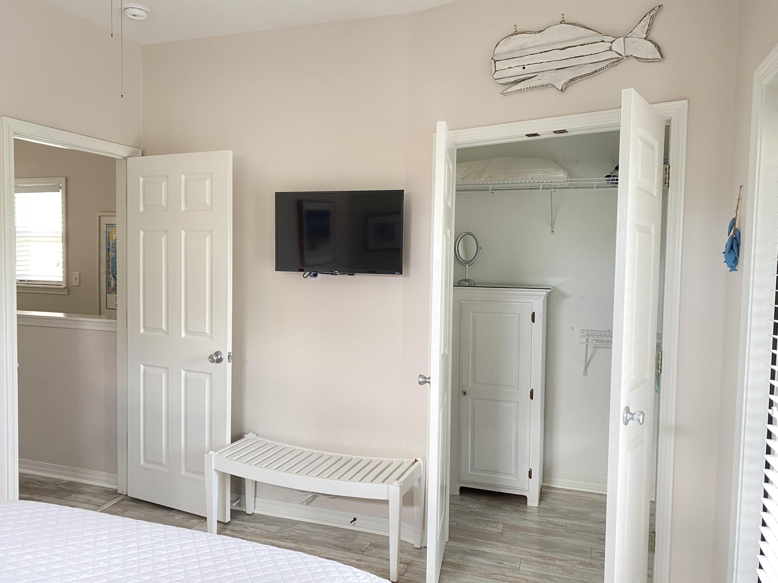 OLD FLORIDA COTTAGES - Residential