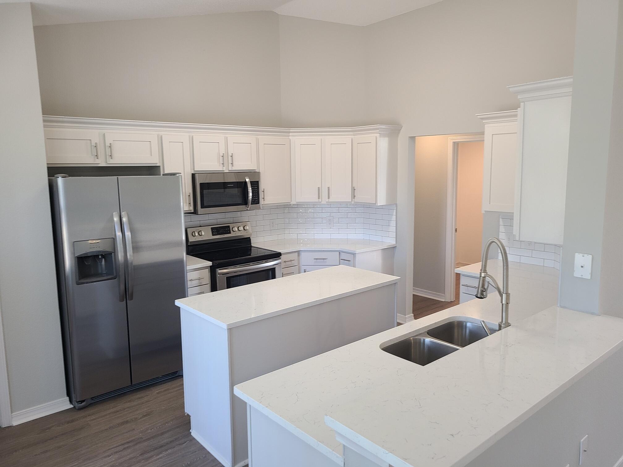 ASHWOOD - Residential