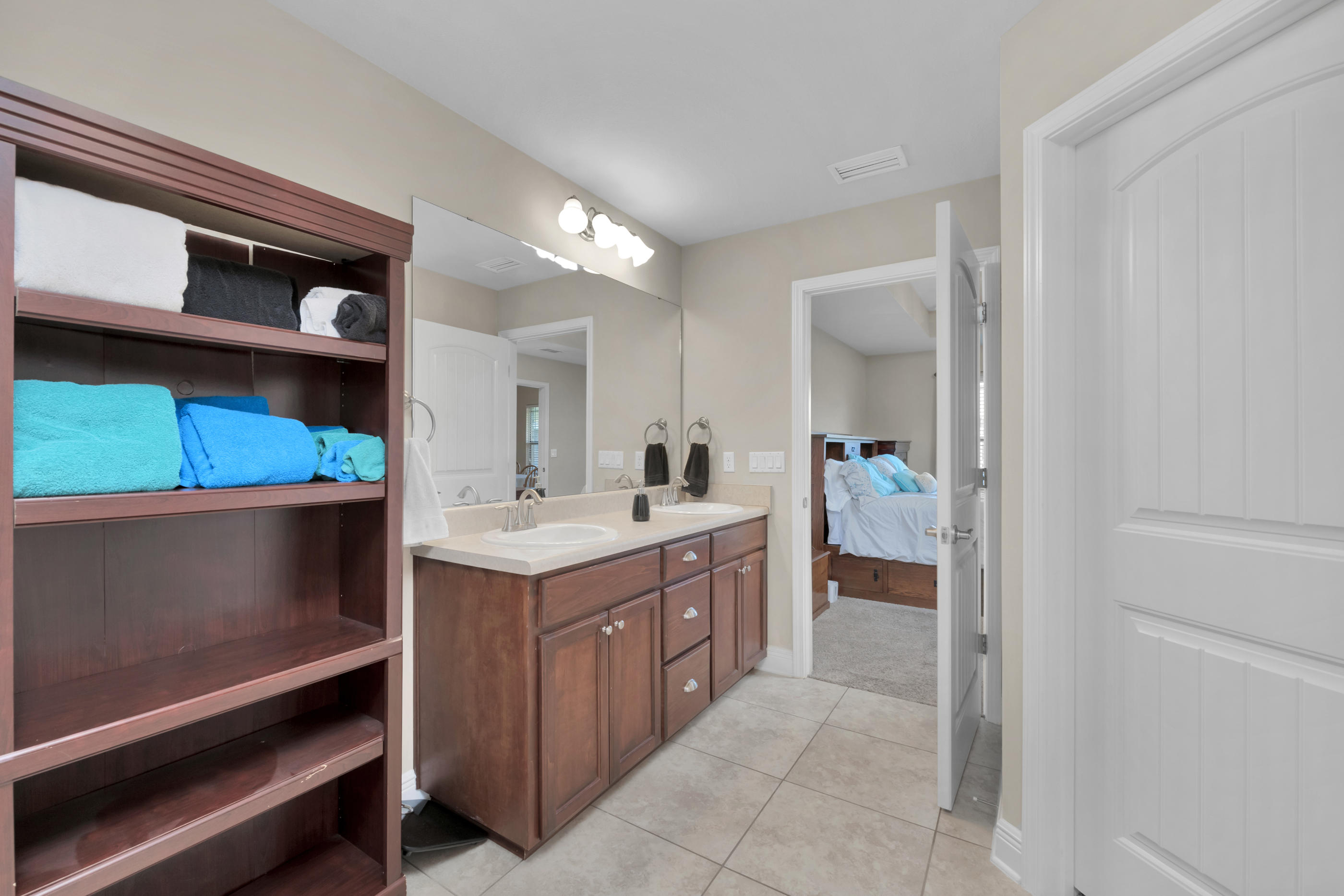 ALICIA PLACE - Residential
