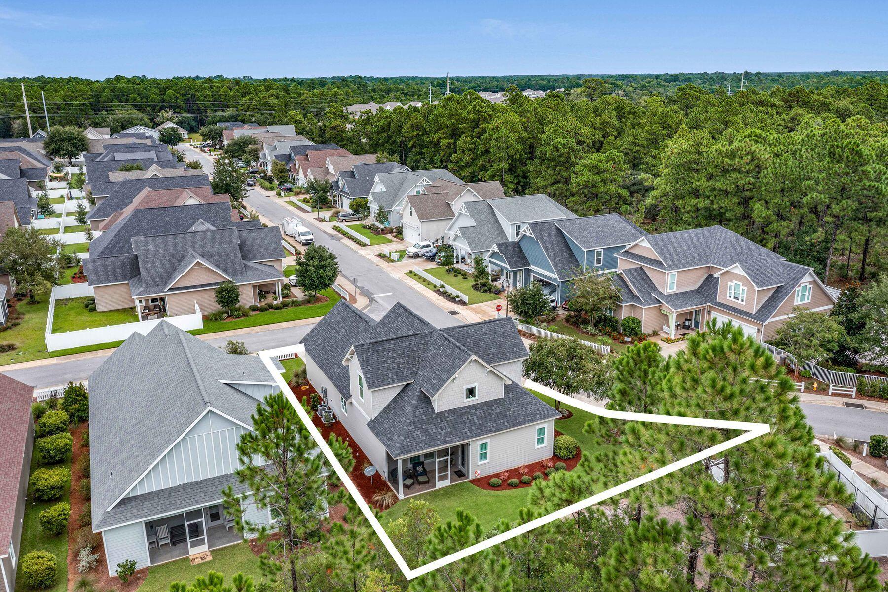 PARADISE COVE - Residential