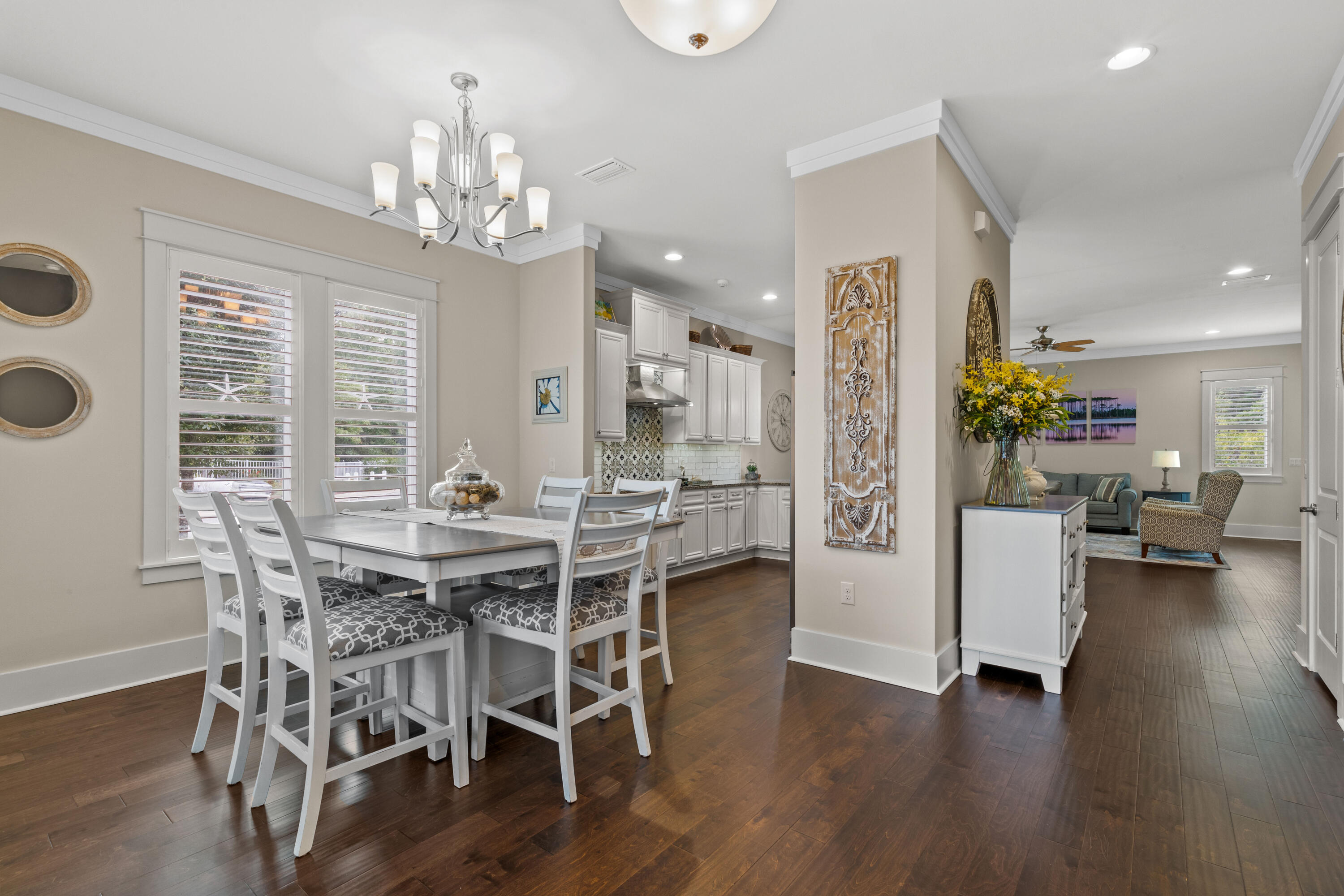 PARADISE COVE - Residential